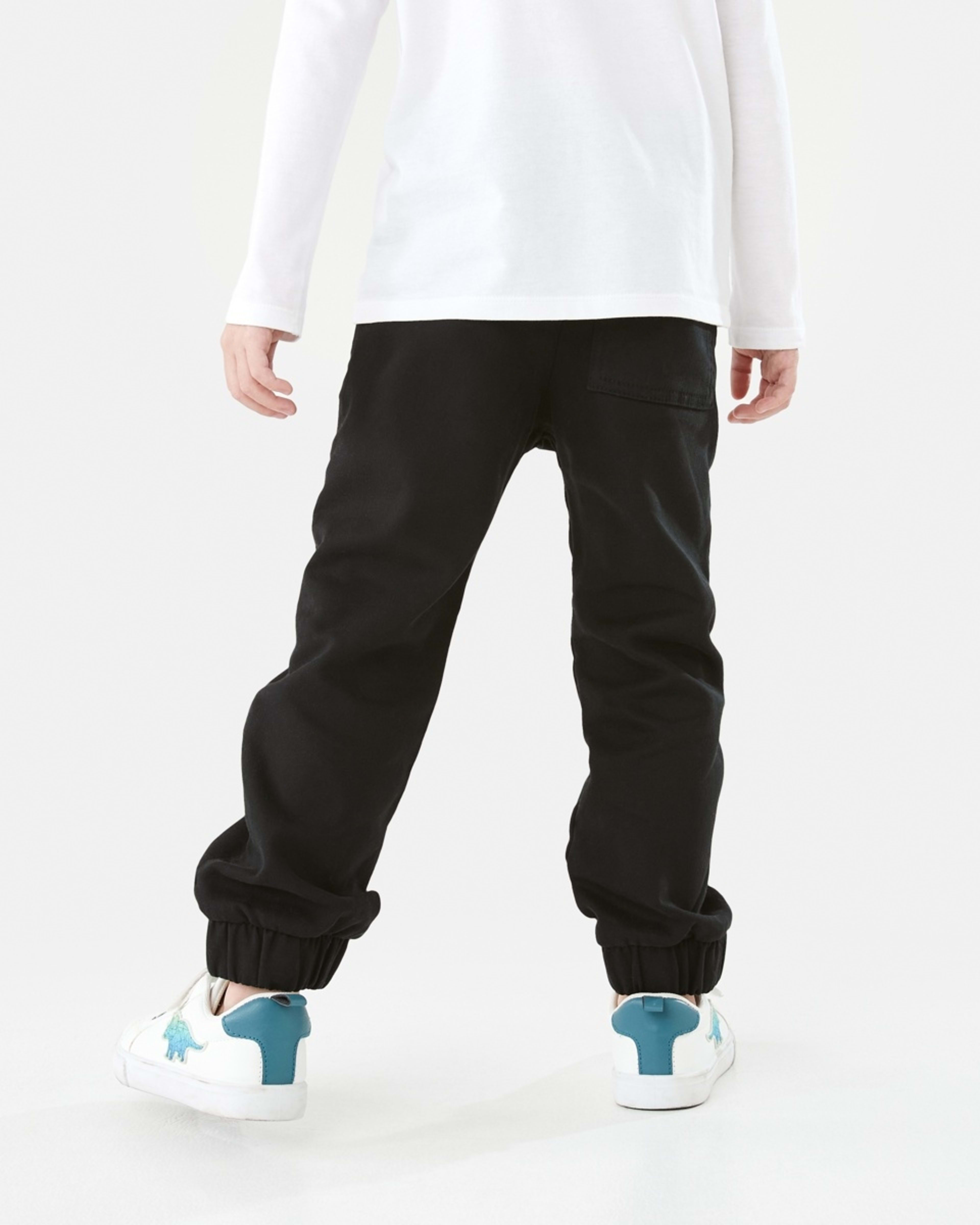 2 Pull-On Knit Joggers Black, 2 of 8