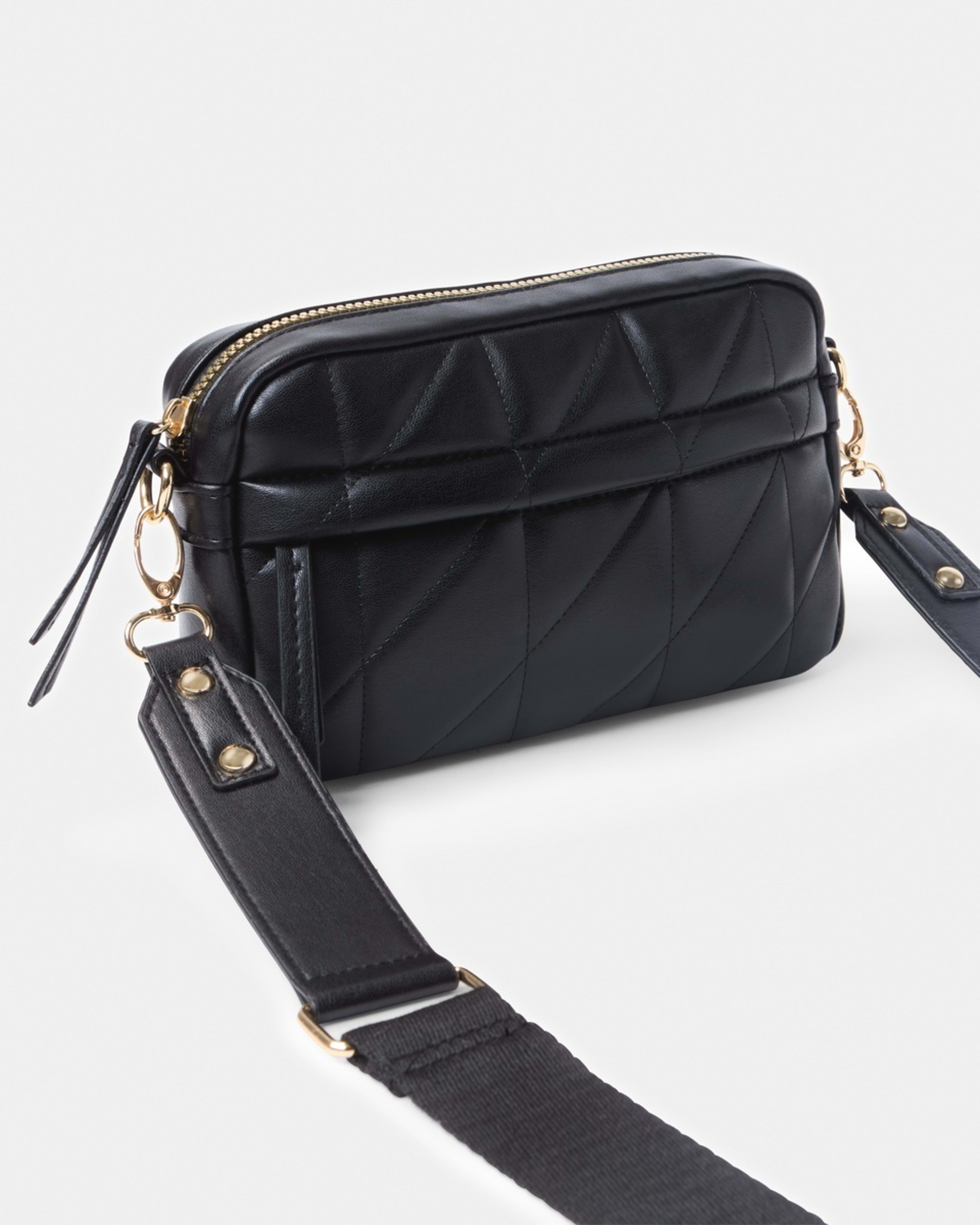 2 Quilted Crossbody Bag Black, 2 of 5
