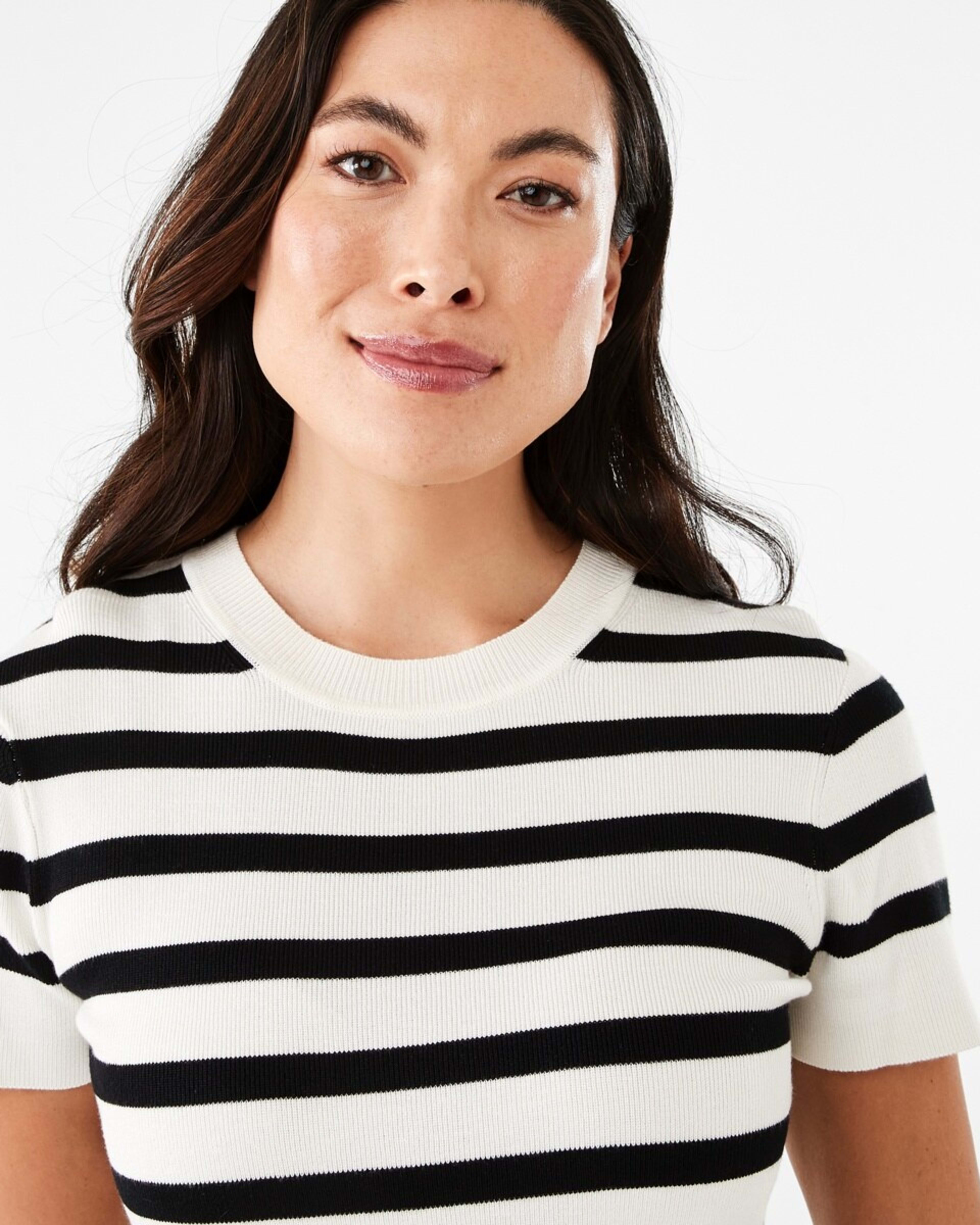 4 Short Sleeve True Knit Fitted T-shirt BOLD STRIPE, 4 of 5