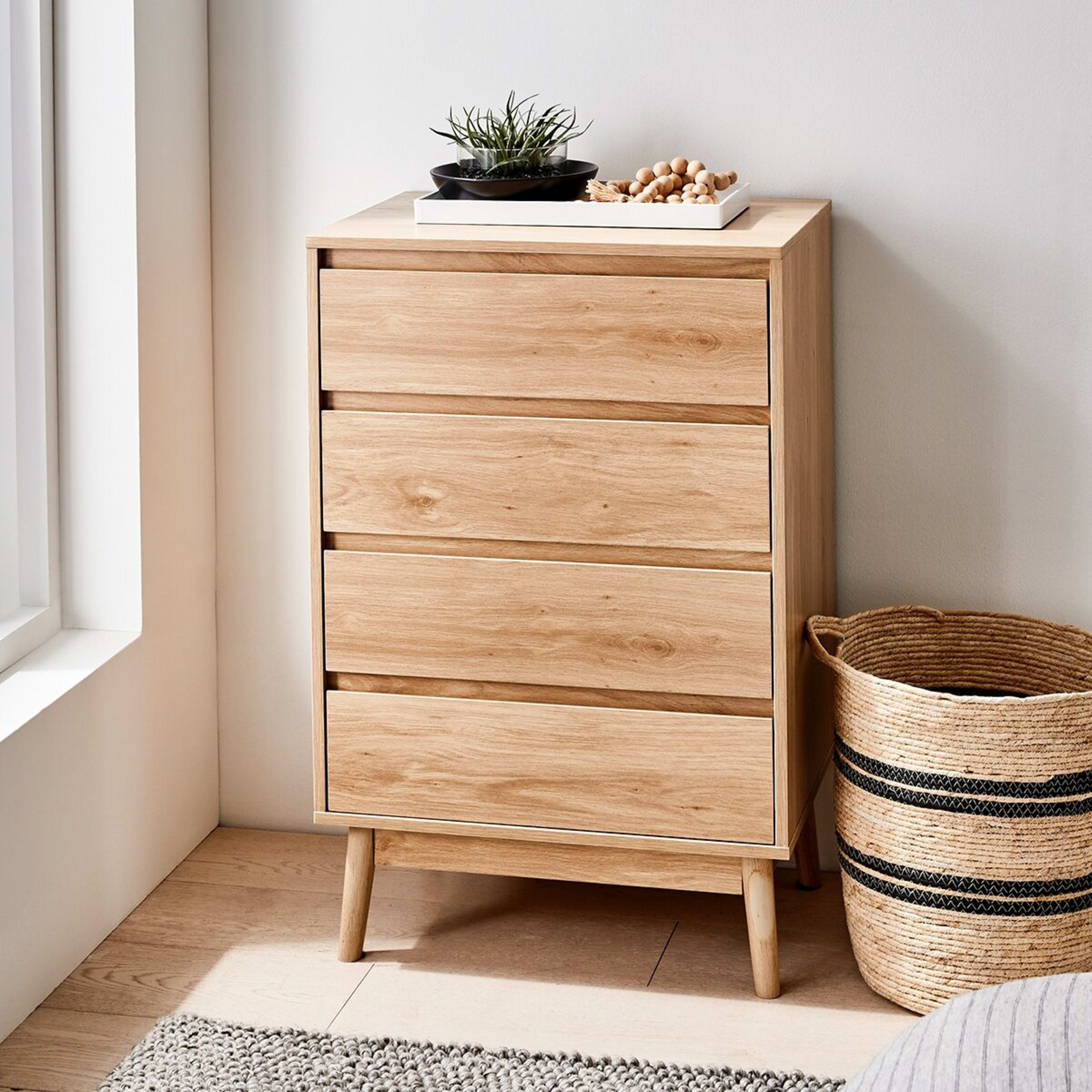 1 Thorne 4 Drawer Chest