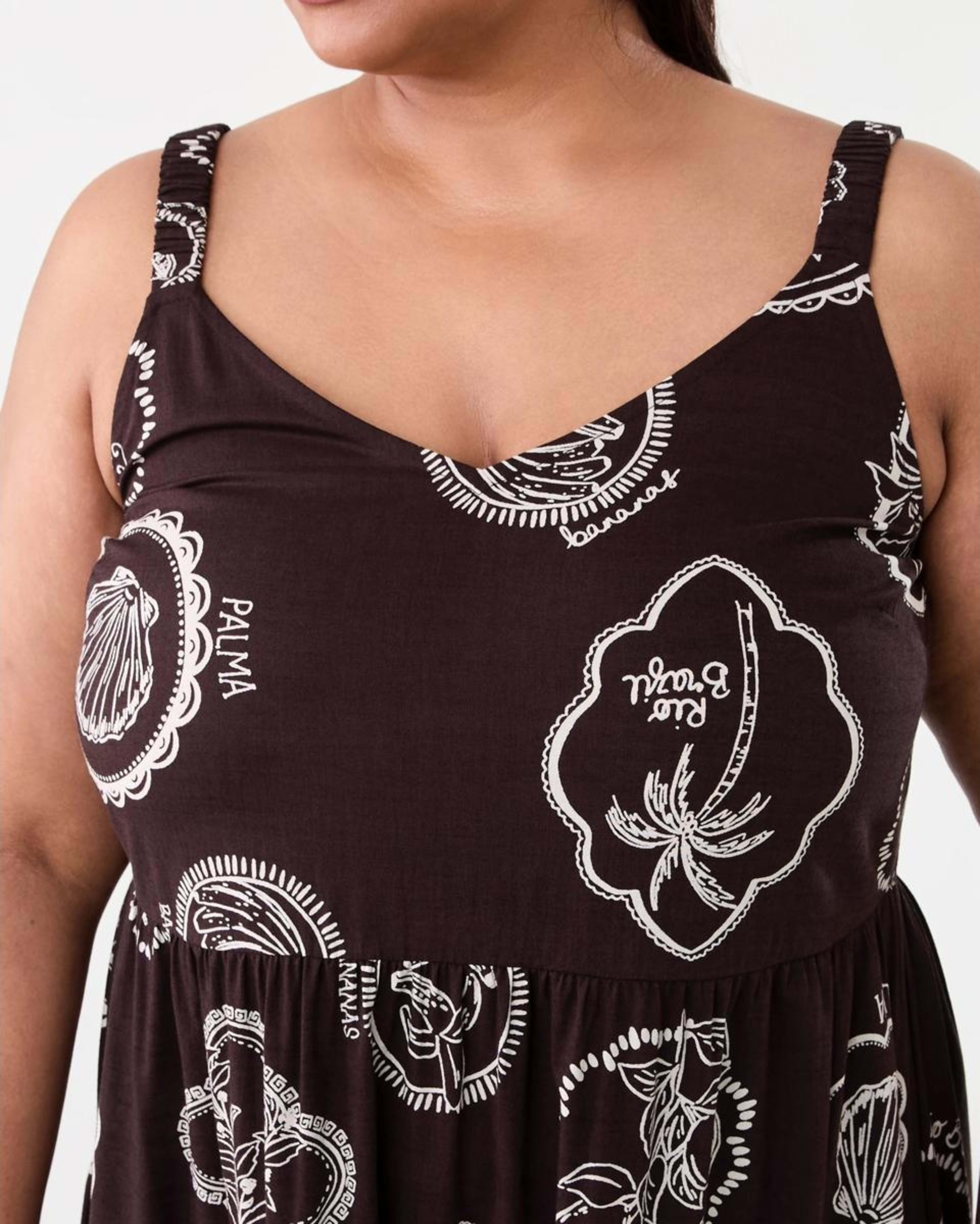 4 Curve Sleeveless Tiered Maxi Dress Sol Plum, 4 of 7