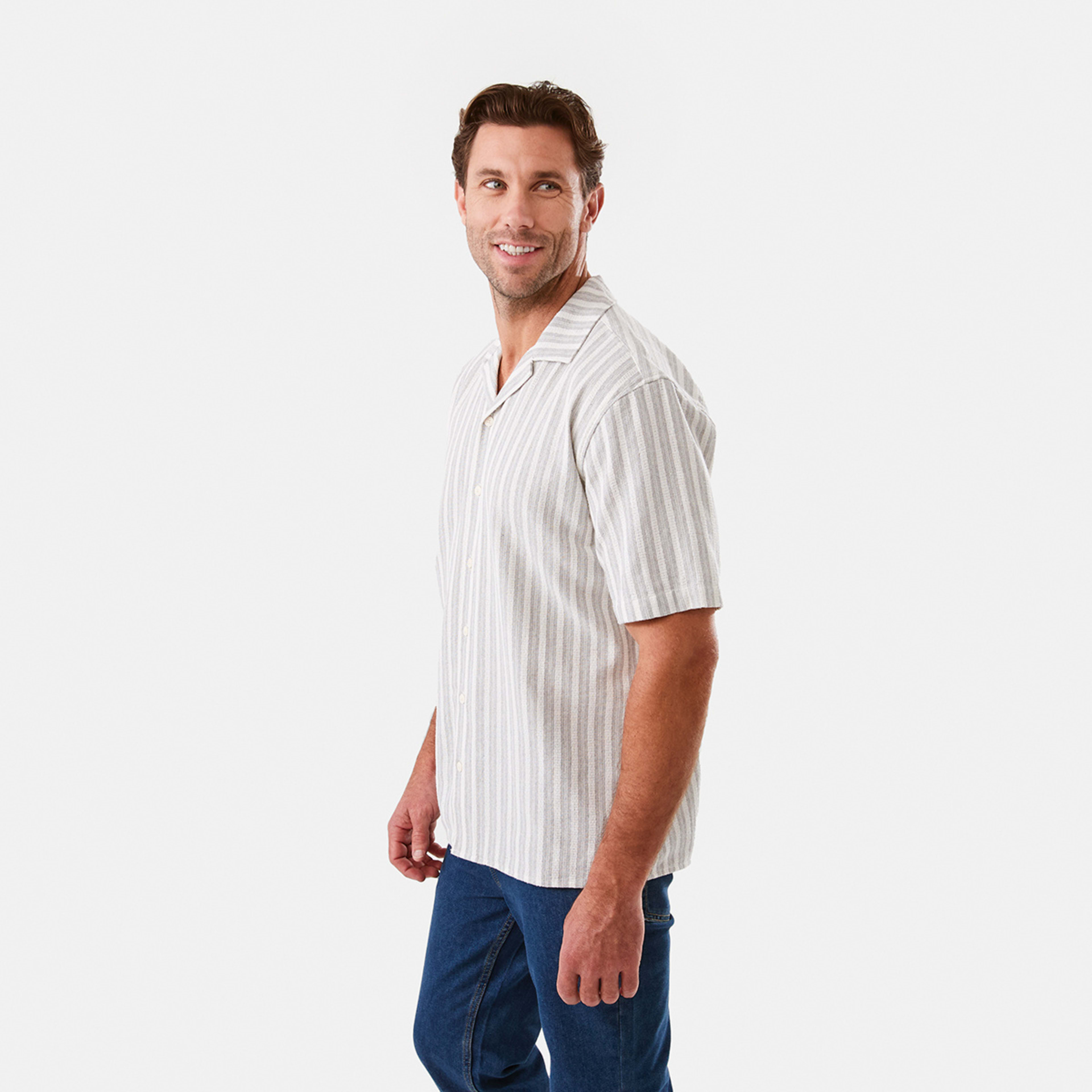 2 Short Sleeve Textured Shirt Gry Stripe, 2 of 6
