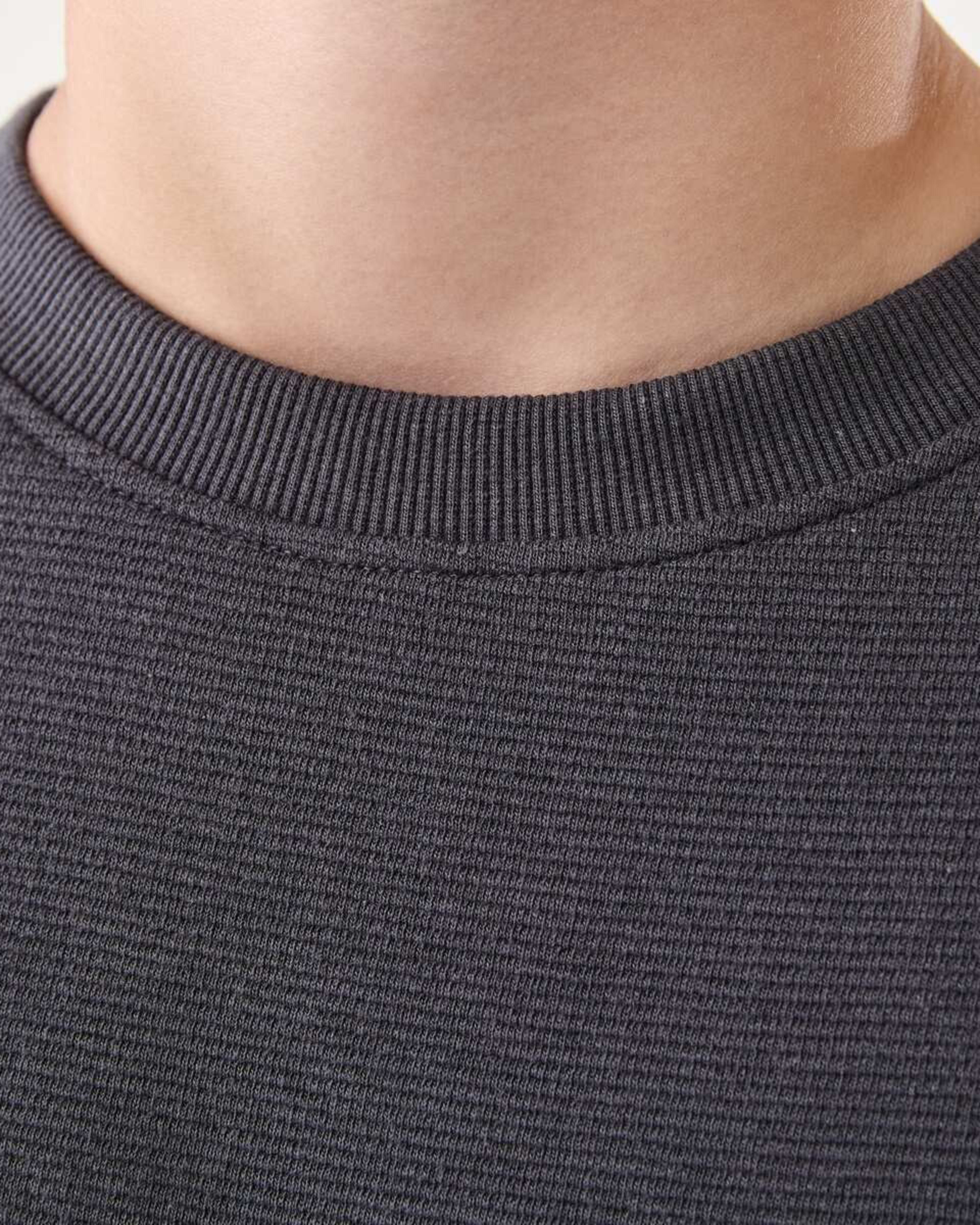 6 Short Sleeve Oversized Textured T-shirt DARK MAGNET, 6 of 8
