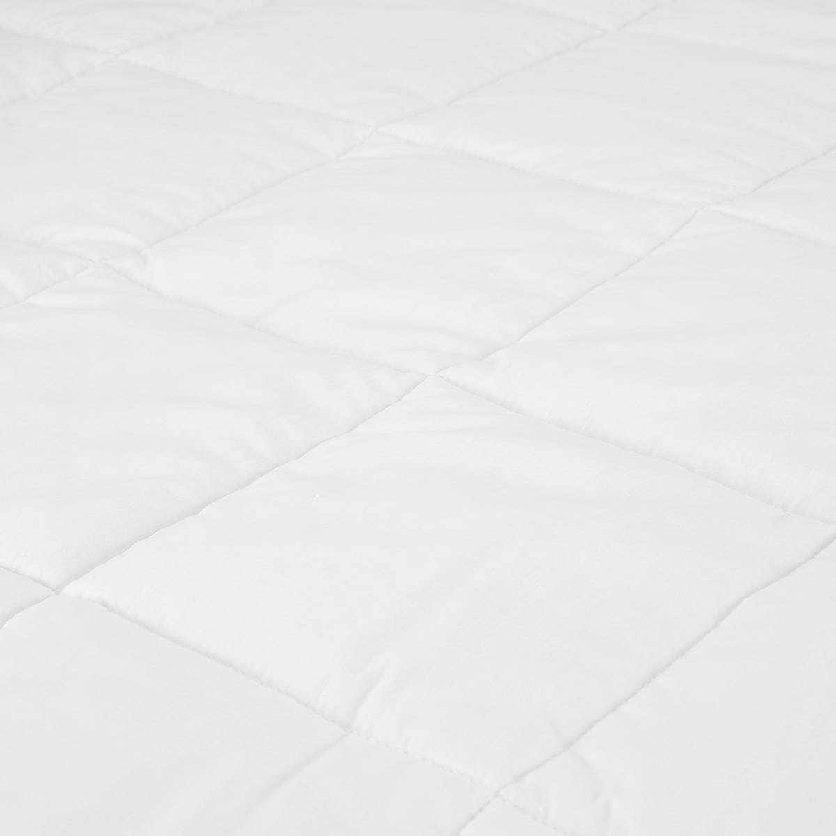 Medium Warmth All Seasons Wool Quilt Queen Bed, White Kmart NZ