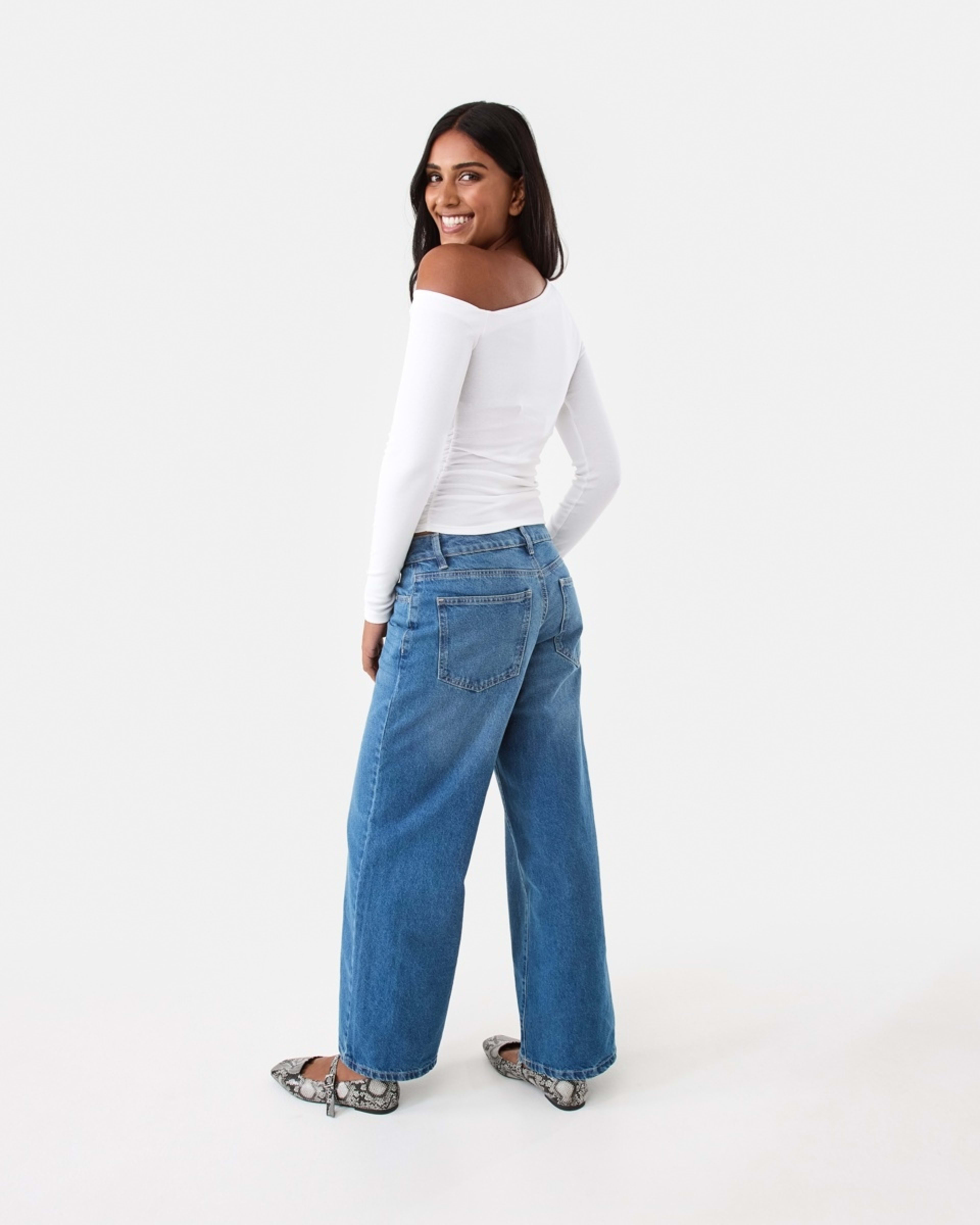 4 Long Sleeve Off Shoulder Ruched Top Ecru, 4 of 8