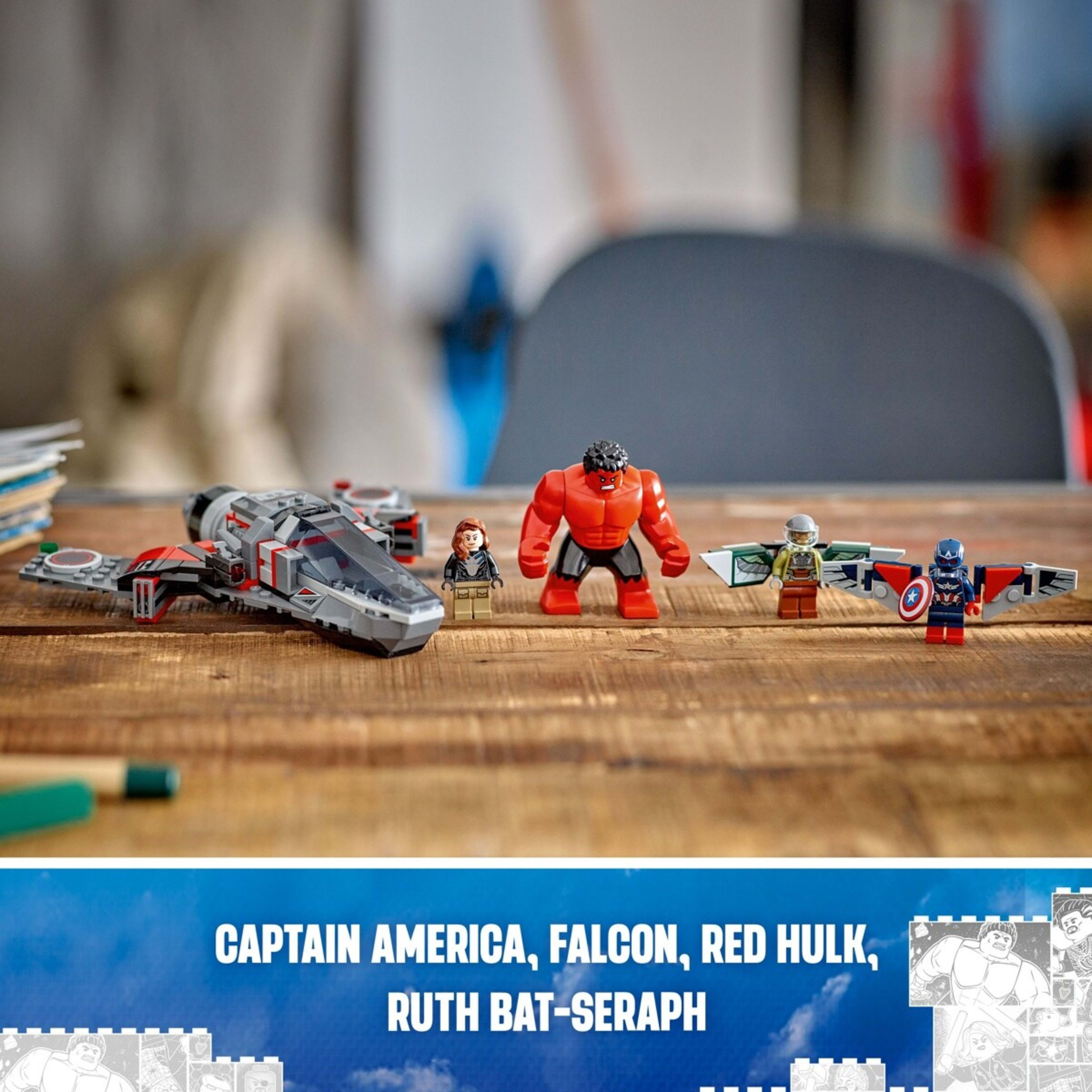 9 LEGO Marvel Captain America vs. Red Hulk Battle 76292, 9 of 10