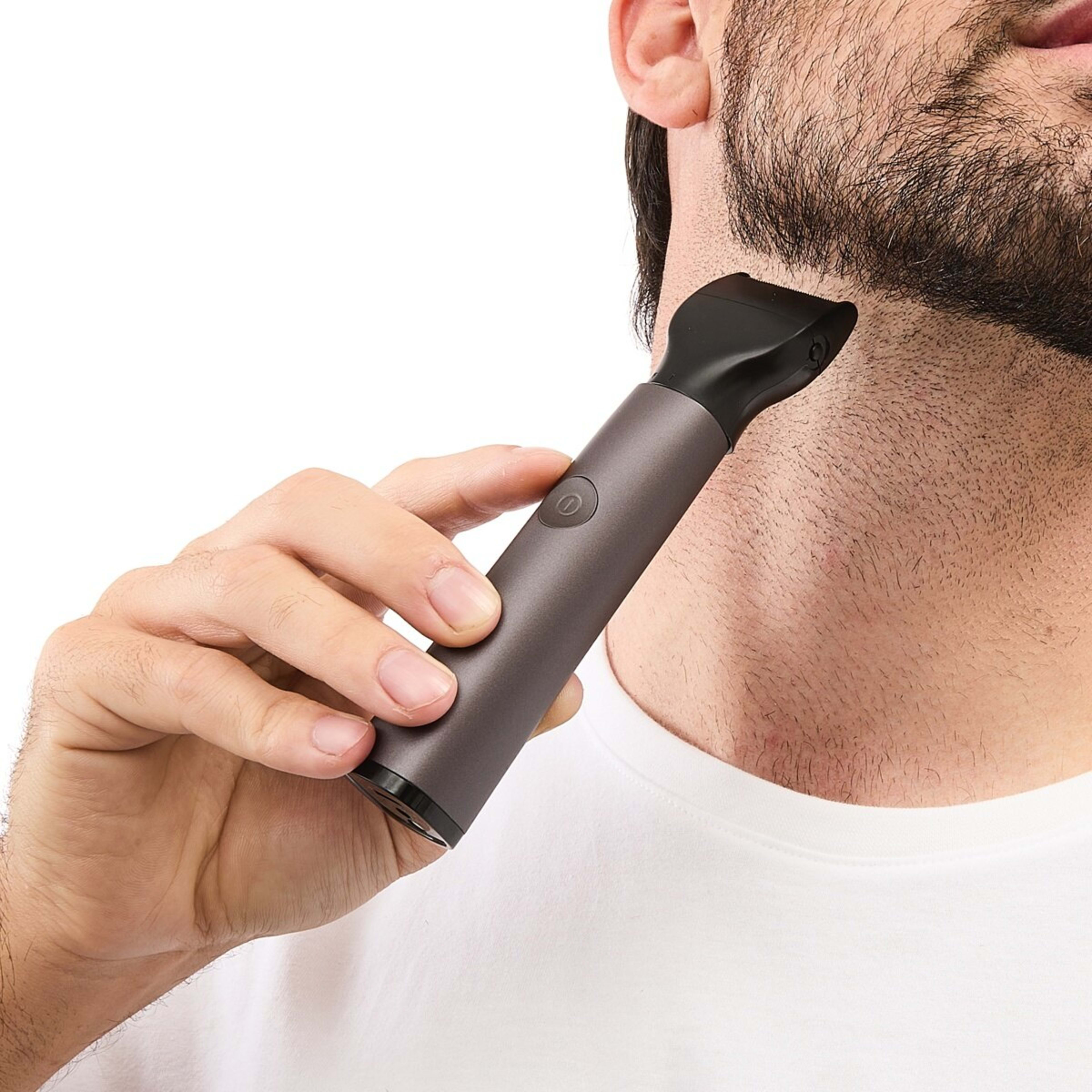 3 Trim and Shave - Black, 3 of 10
