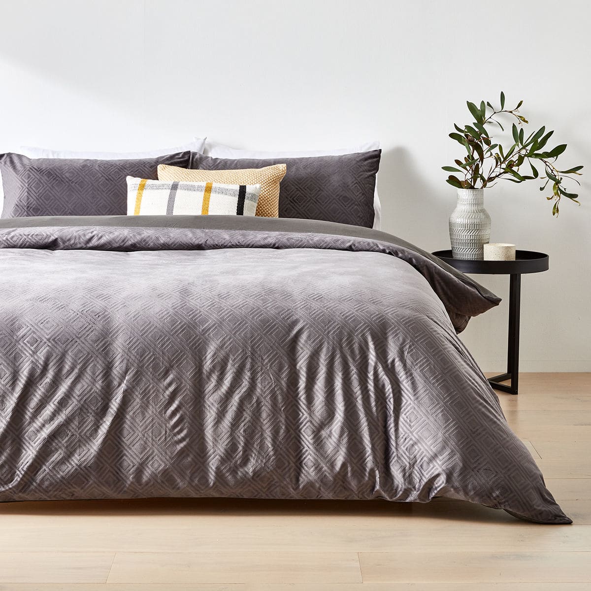 kmart black doona cover