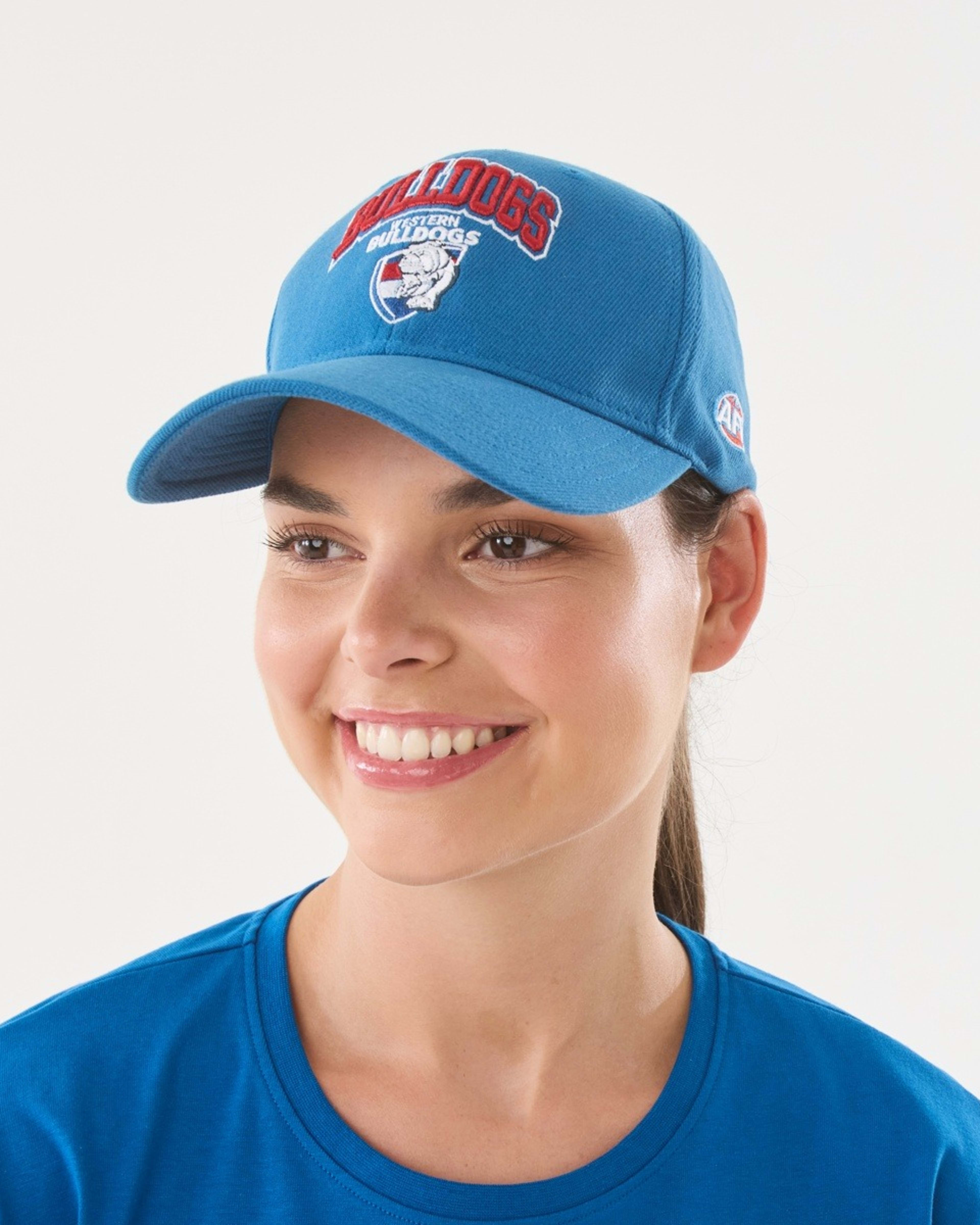 4 Official AFL Adult Cap Bulldogs, 4 of 6