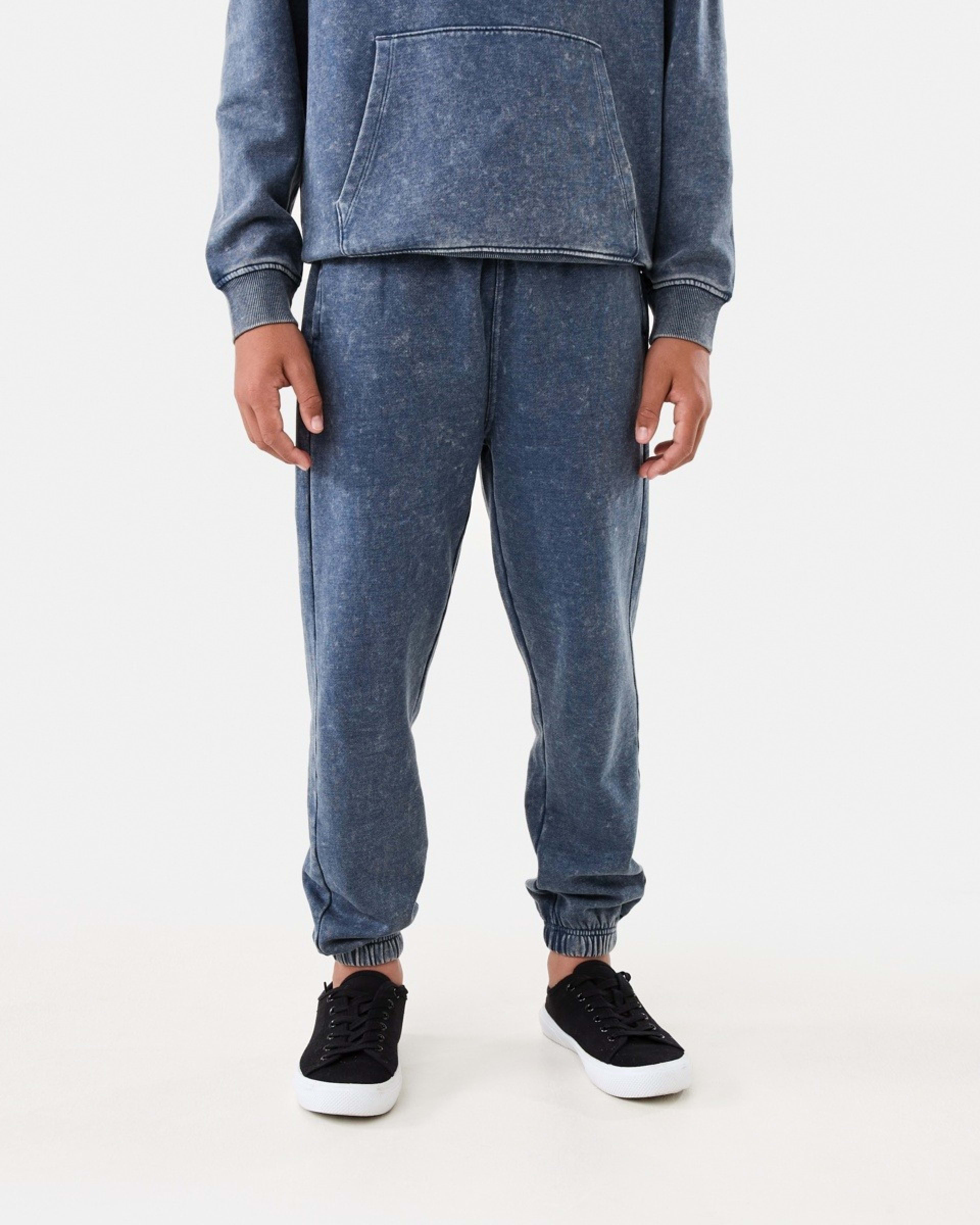 1 Washed Trackpants Wash Blue, 1 of 8