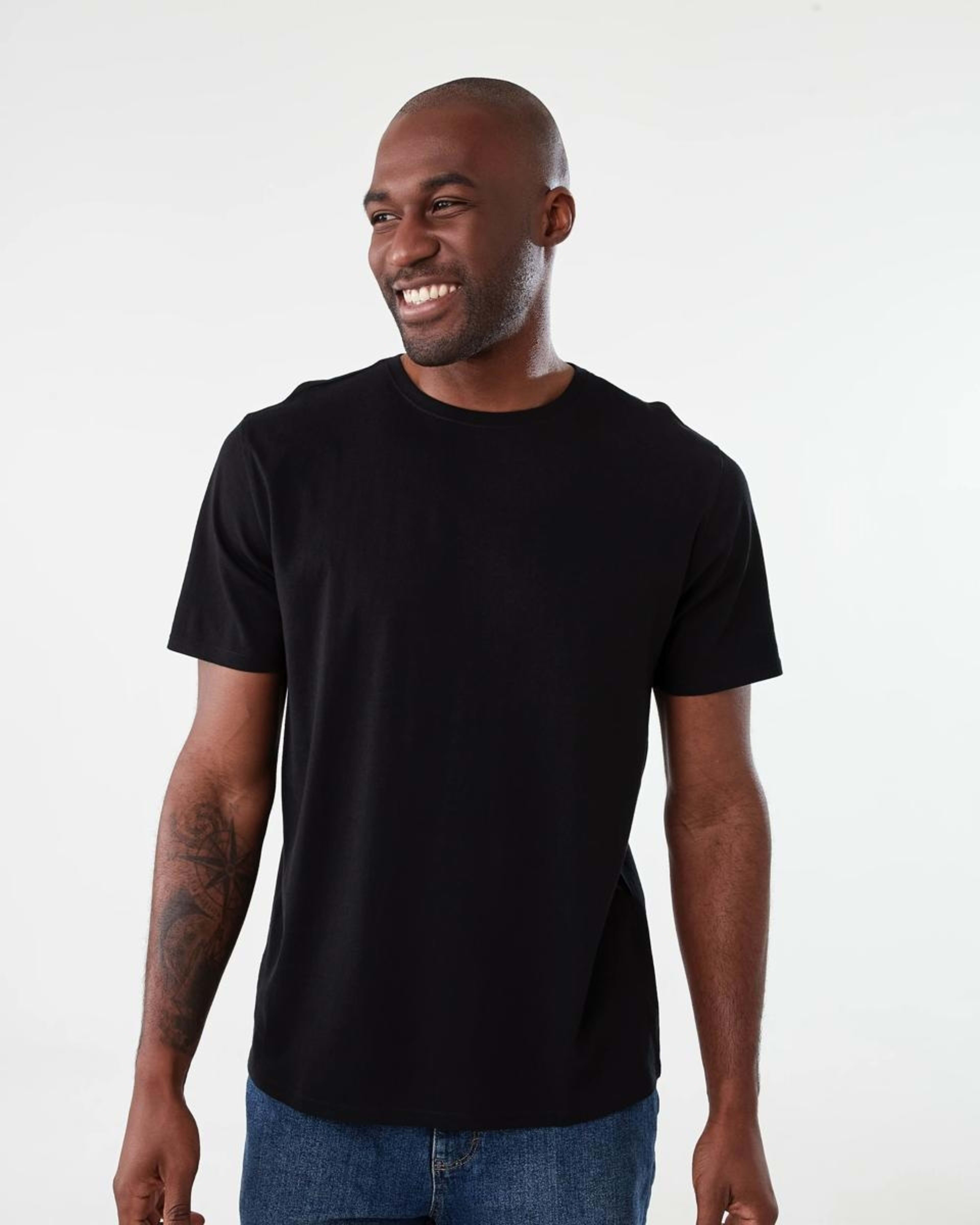 1 Plain Crew Neck T-shirt BLACK, 1 of 7