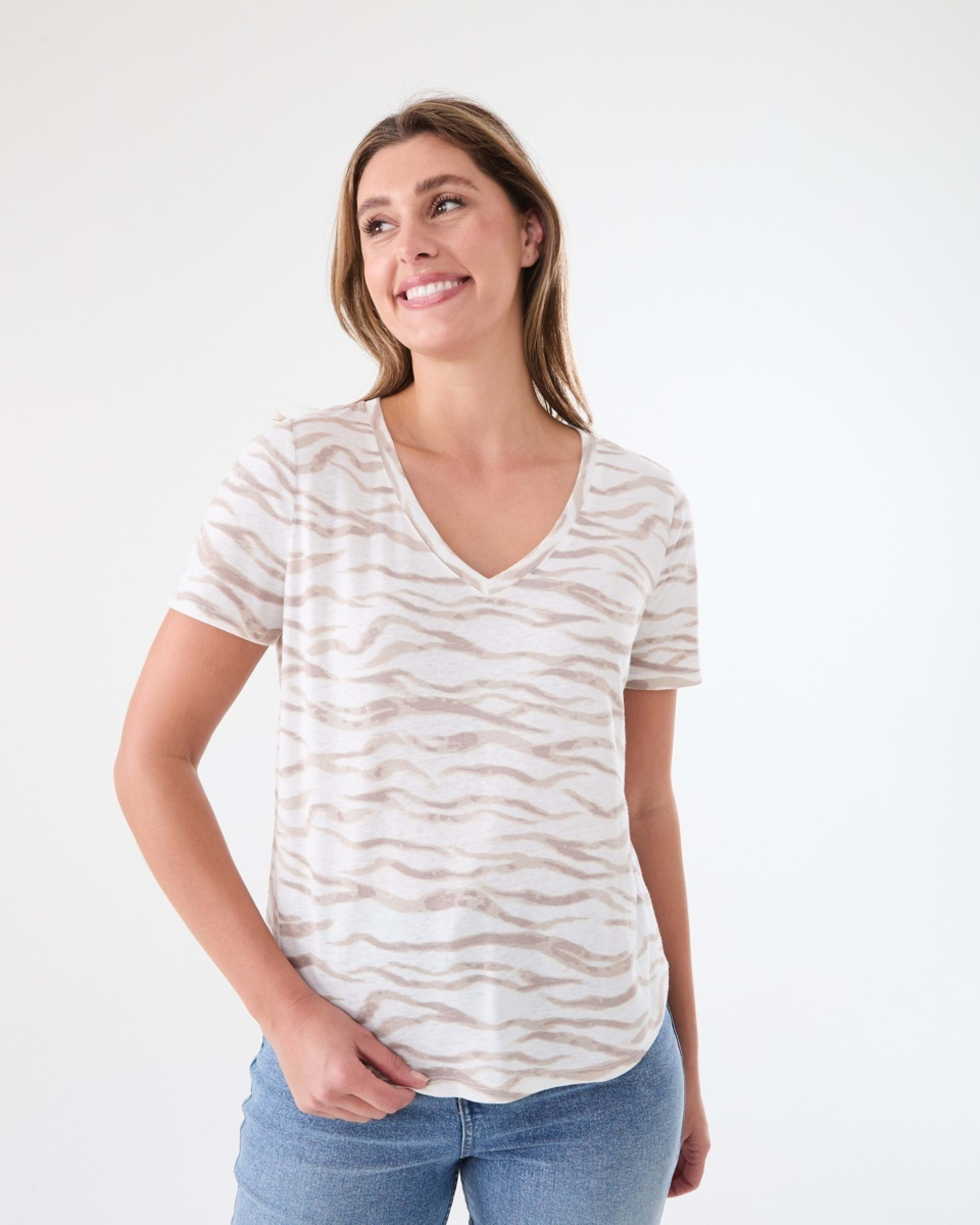 1 Short Sleeve Linen Blend V-Neck T-shirt SOFT ZEBRA CLOUD DANCER, 1 of 6