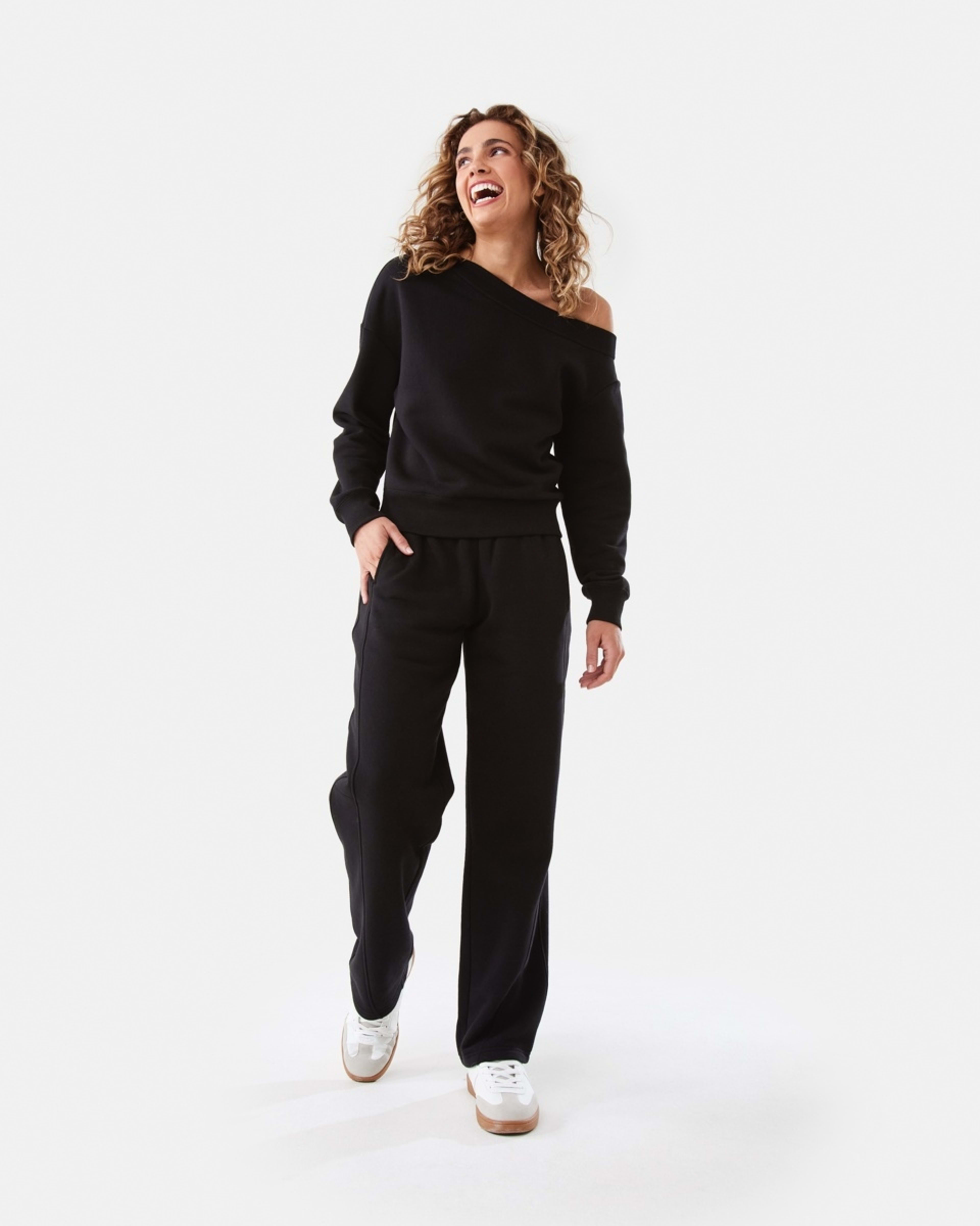 2 Barrel Leg Trackpants Black, 2 of 10