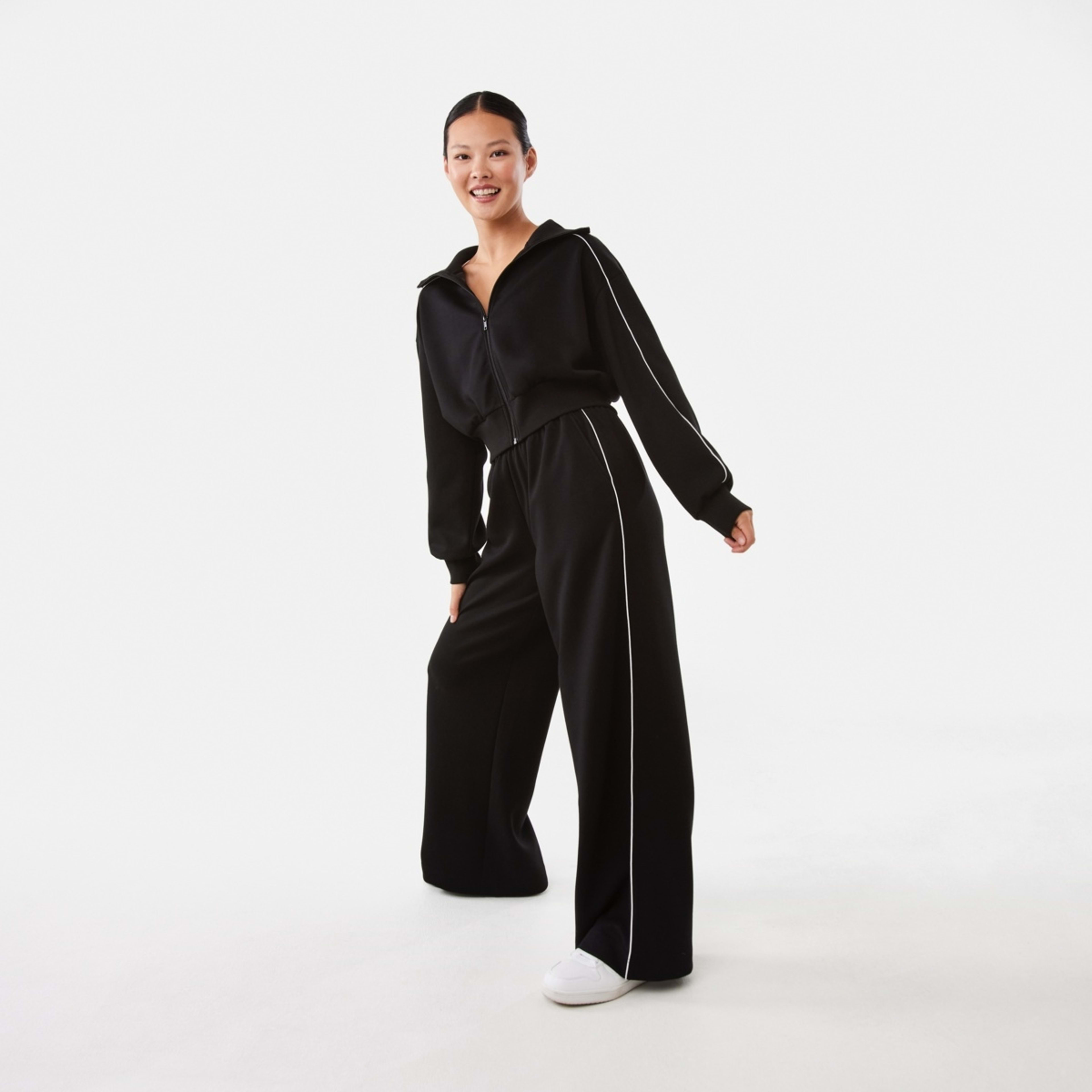 7 Active Womens Interlock Tipping Trackpants Black, 7 of 7