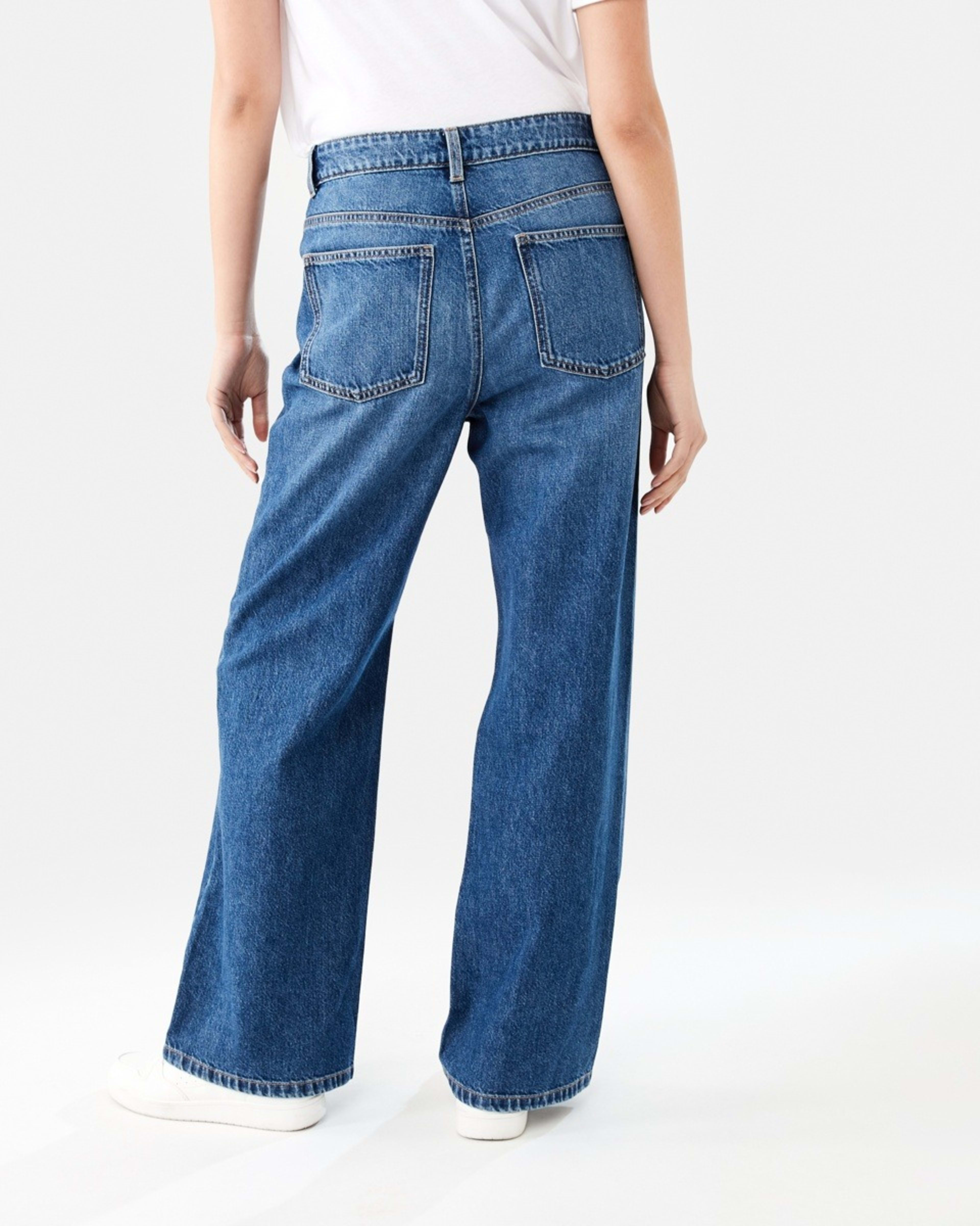 4 Straight Leg Jeans DARK WASH, 4 of 11