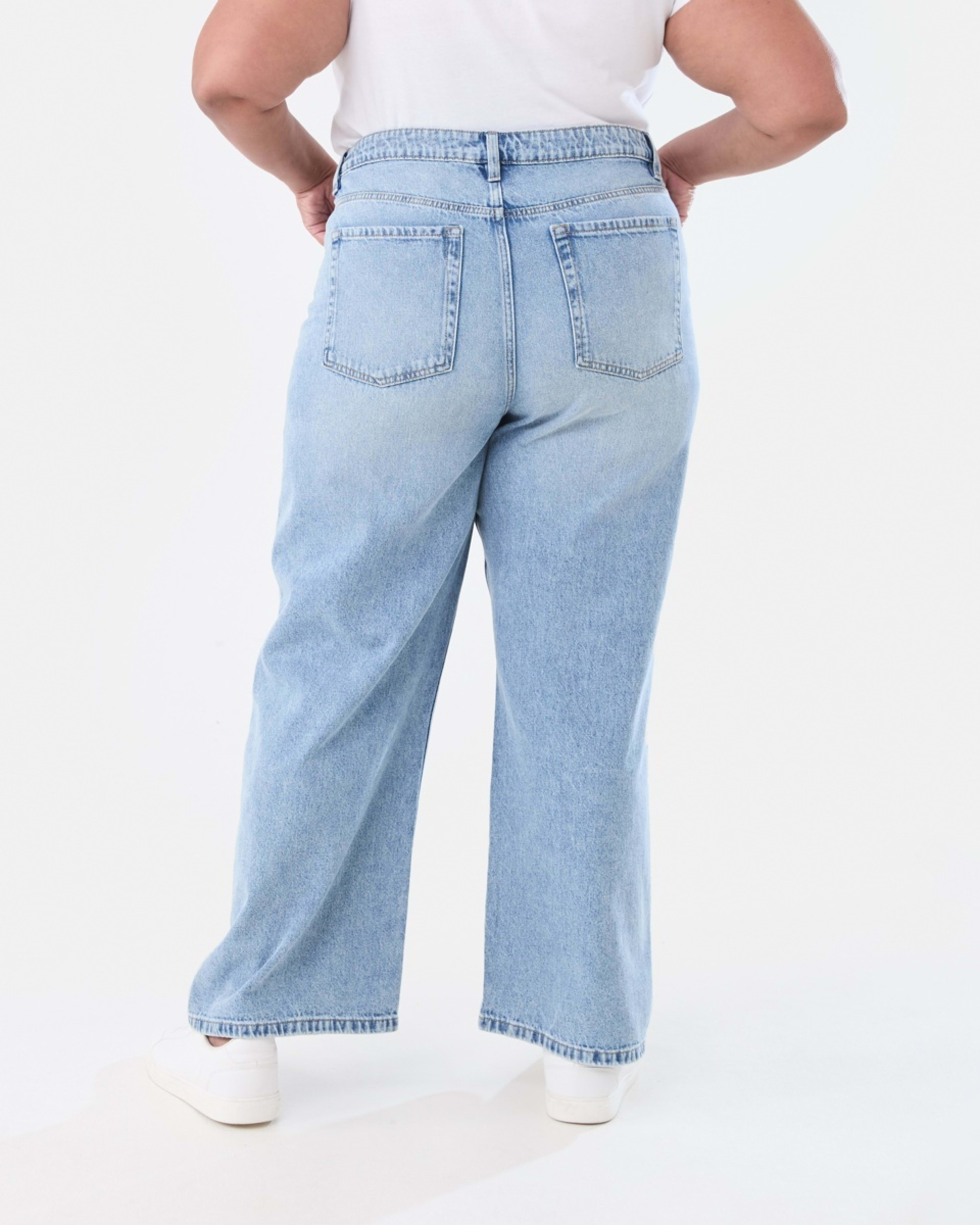3 Curve Wide Leg Jeans Lit Denim, 3 of 5