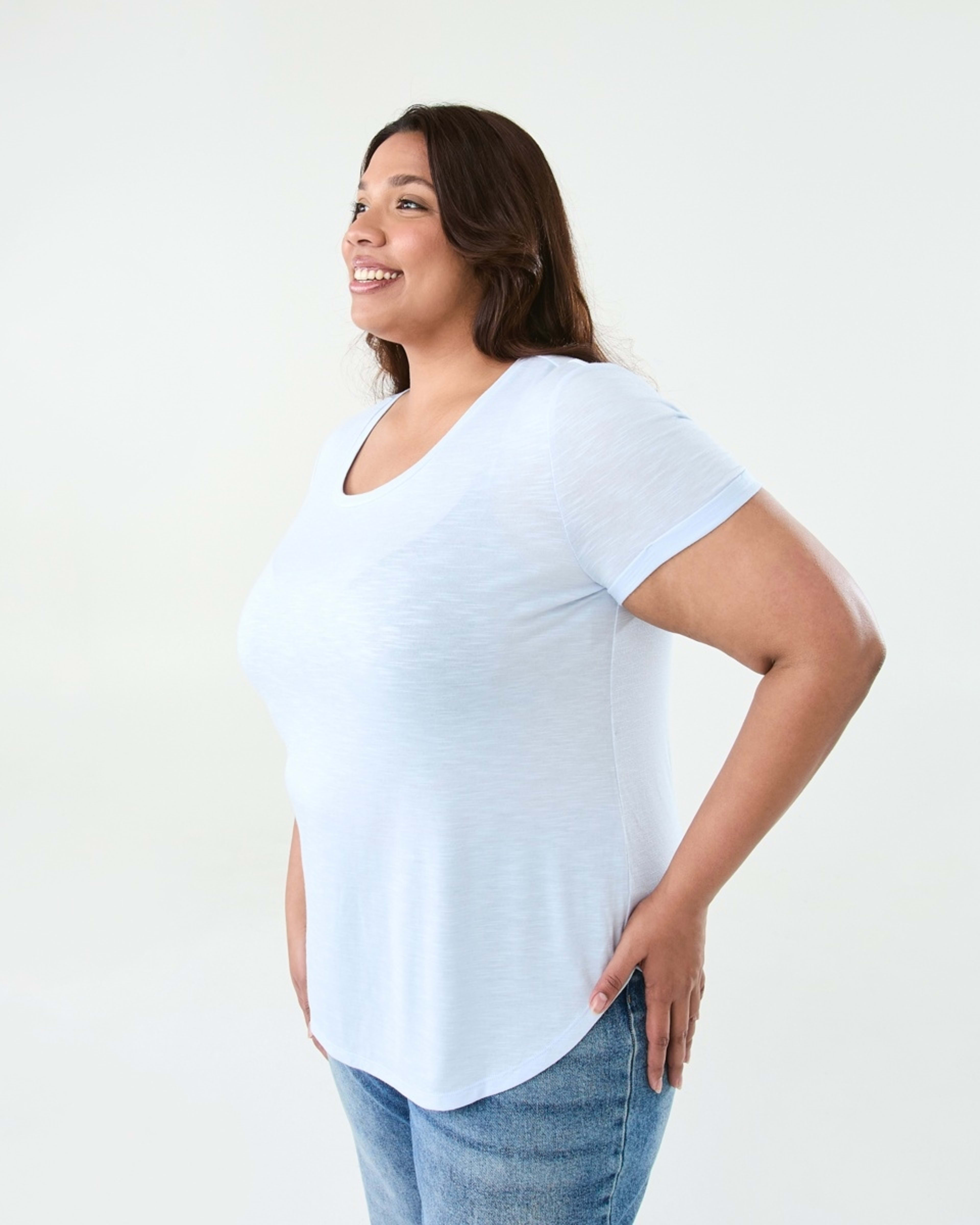 2 Curve Short Sleeve Slub Round Neck T-shirt Skyway, 2 of 6