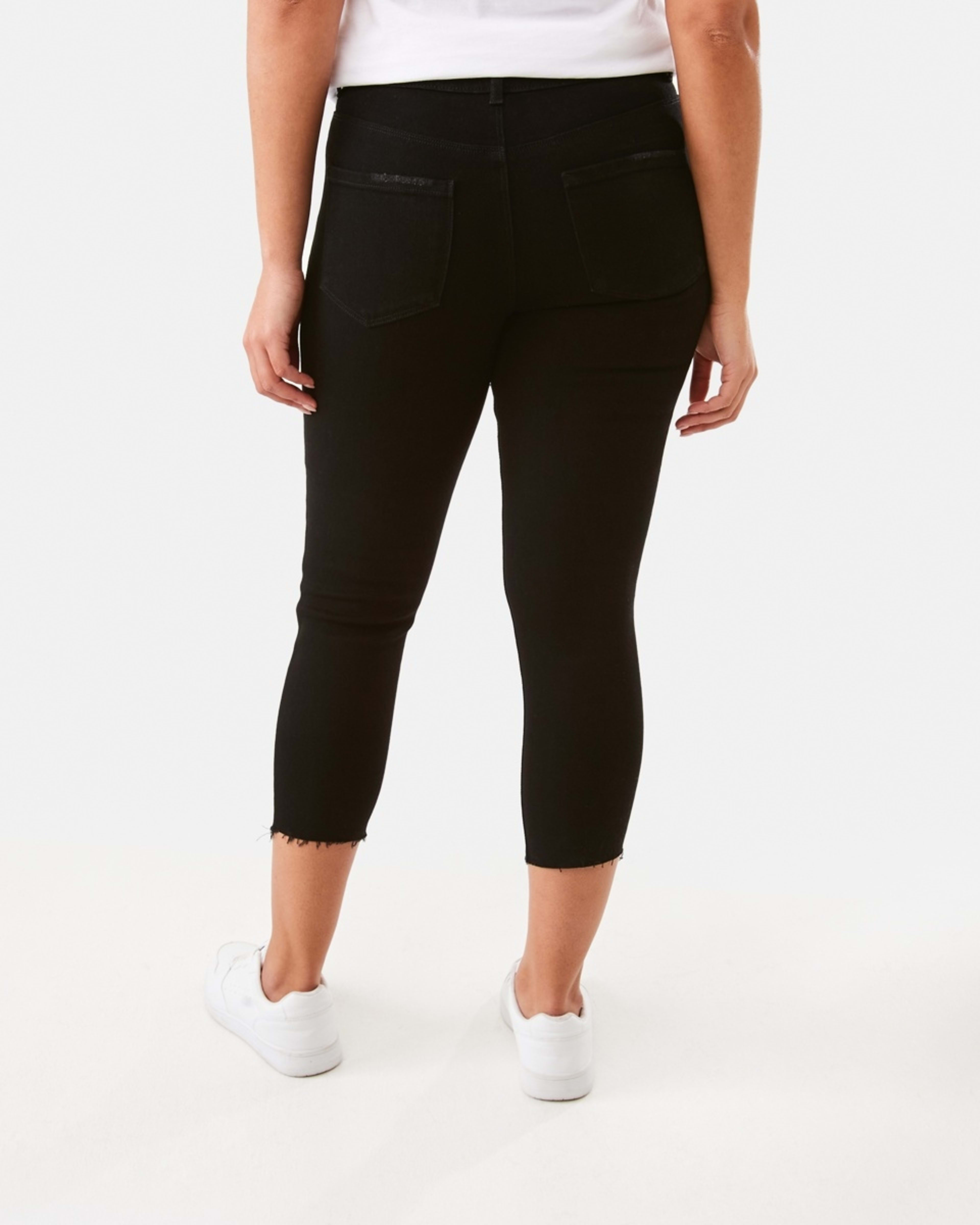 3 3/4 Distressed Skinny Jeans Black Wash, 3 of 5