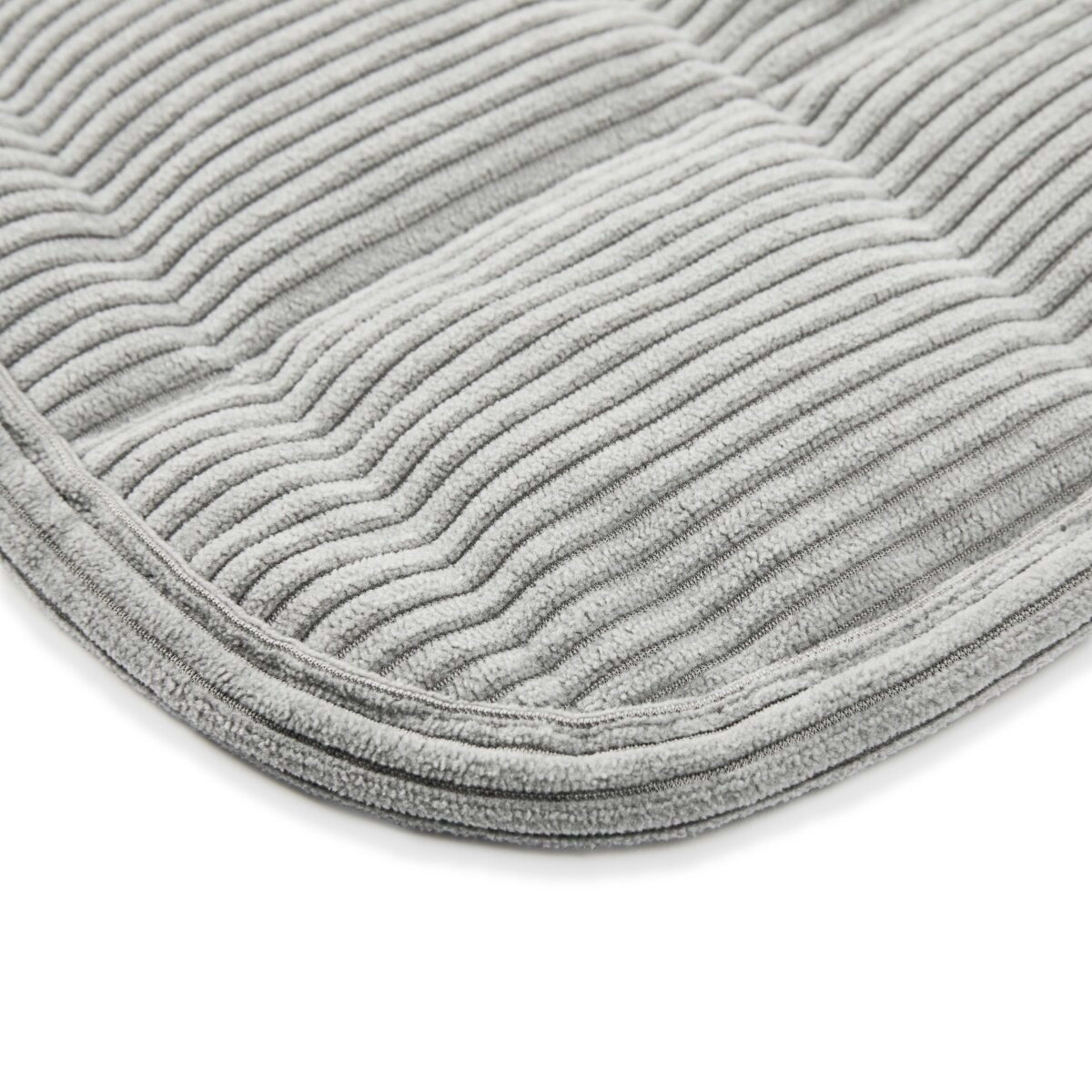 8 Pet Corduroy Couch Topper - Double Bed, Grey, 8 of 9