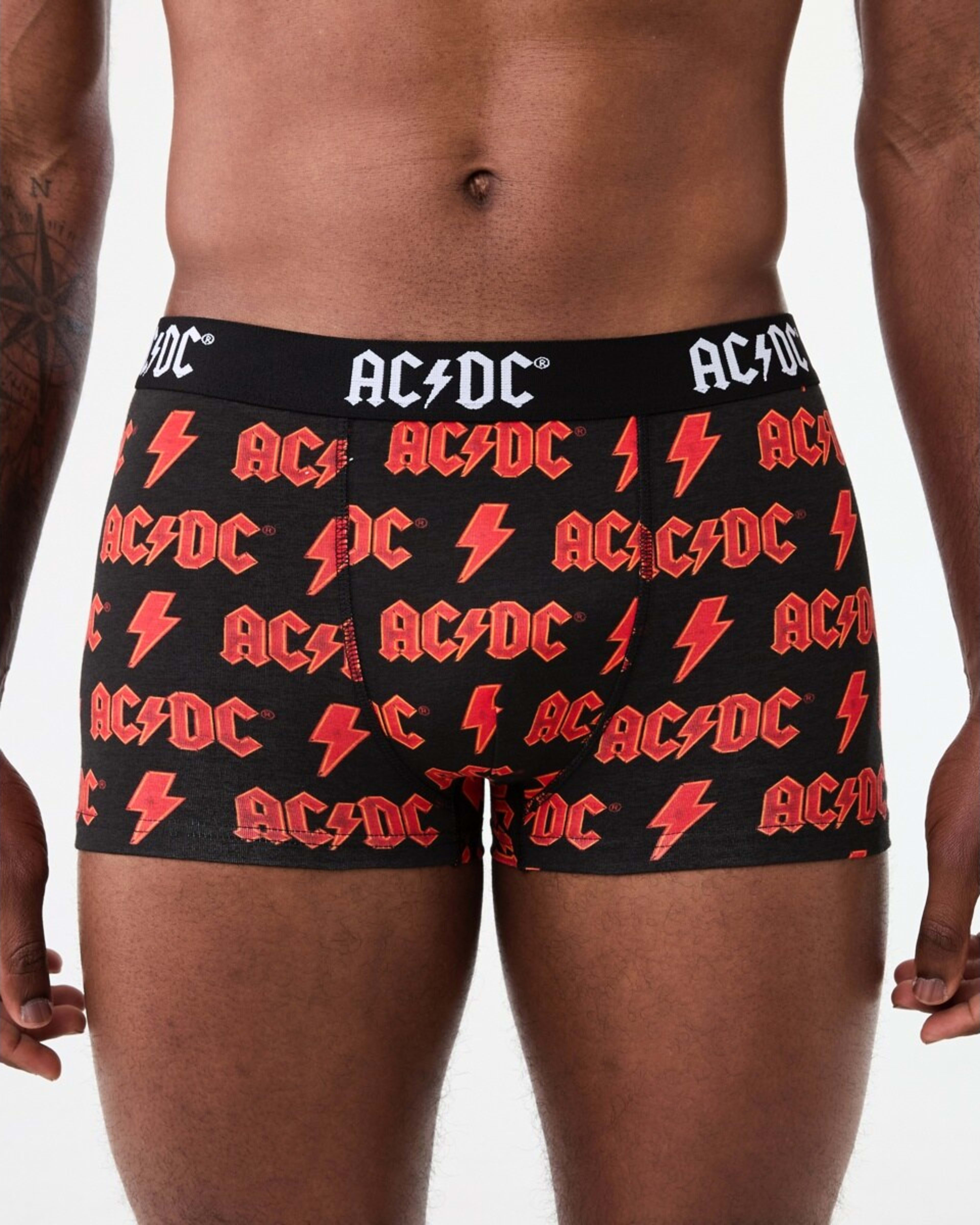 4 3 Pack AC/DC License Trunks Acdc S26, 4 of 8