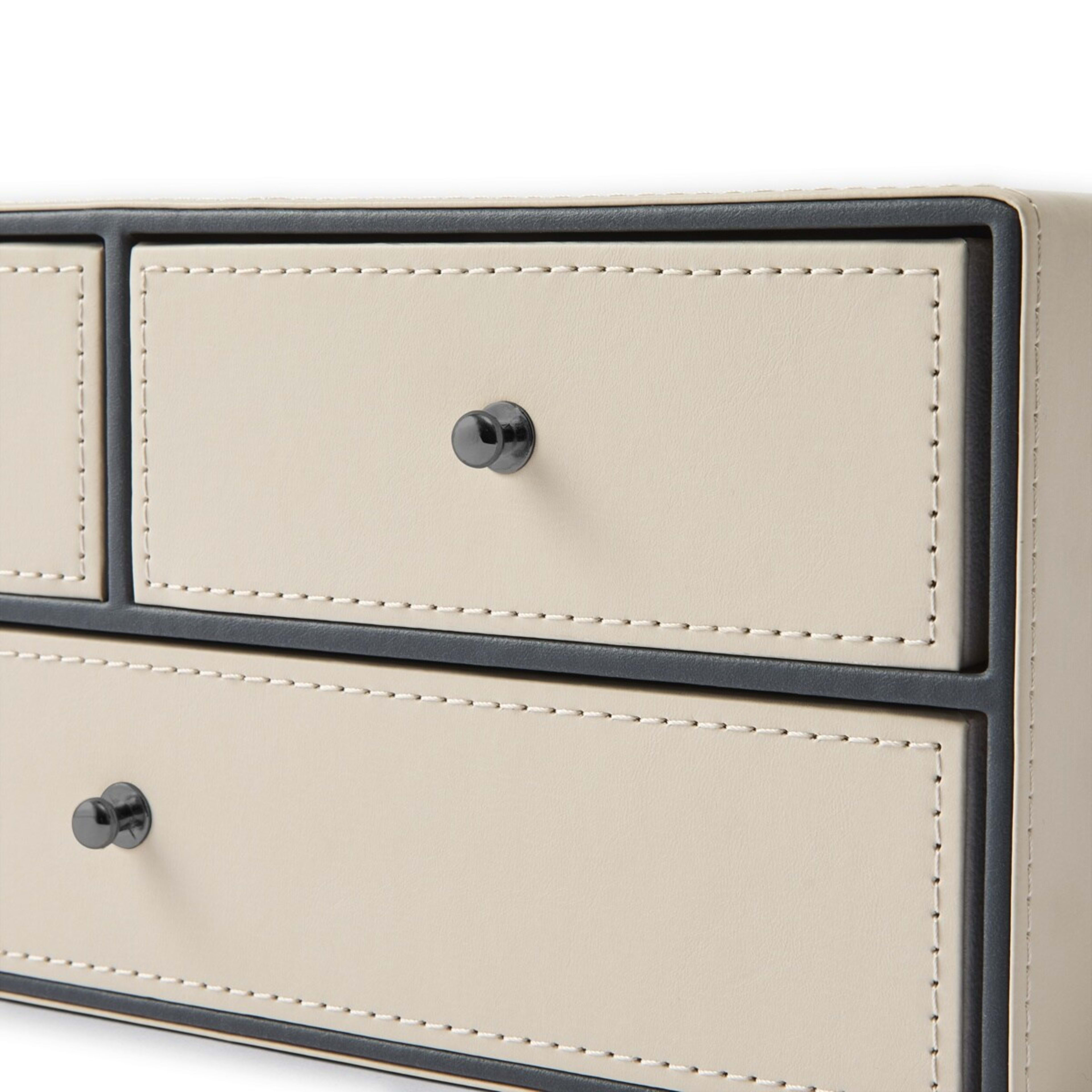 6 Lined Jewellery Box, 6 of 10
