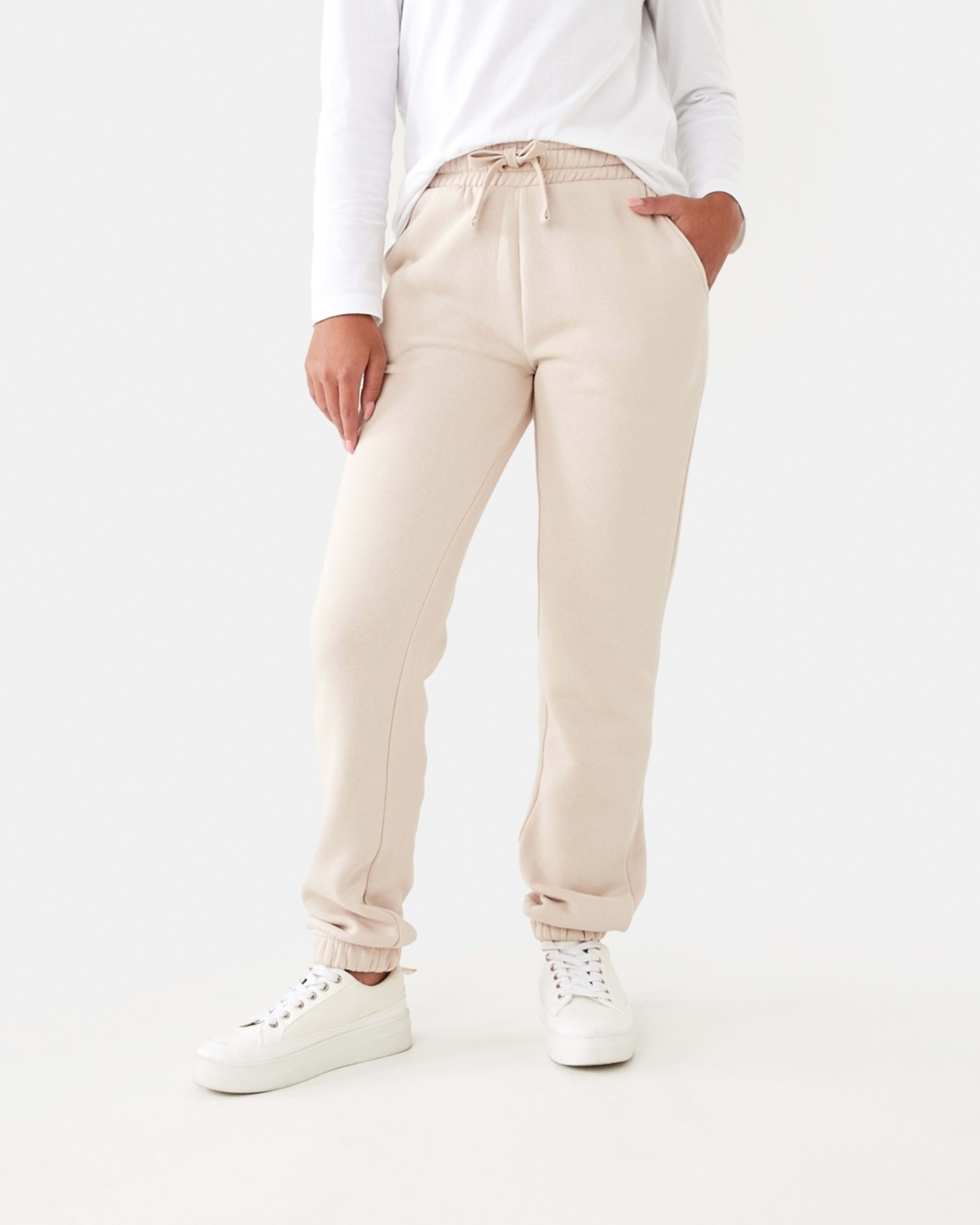 1 Basic Trackpants Sand Beige, 1 of 8