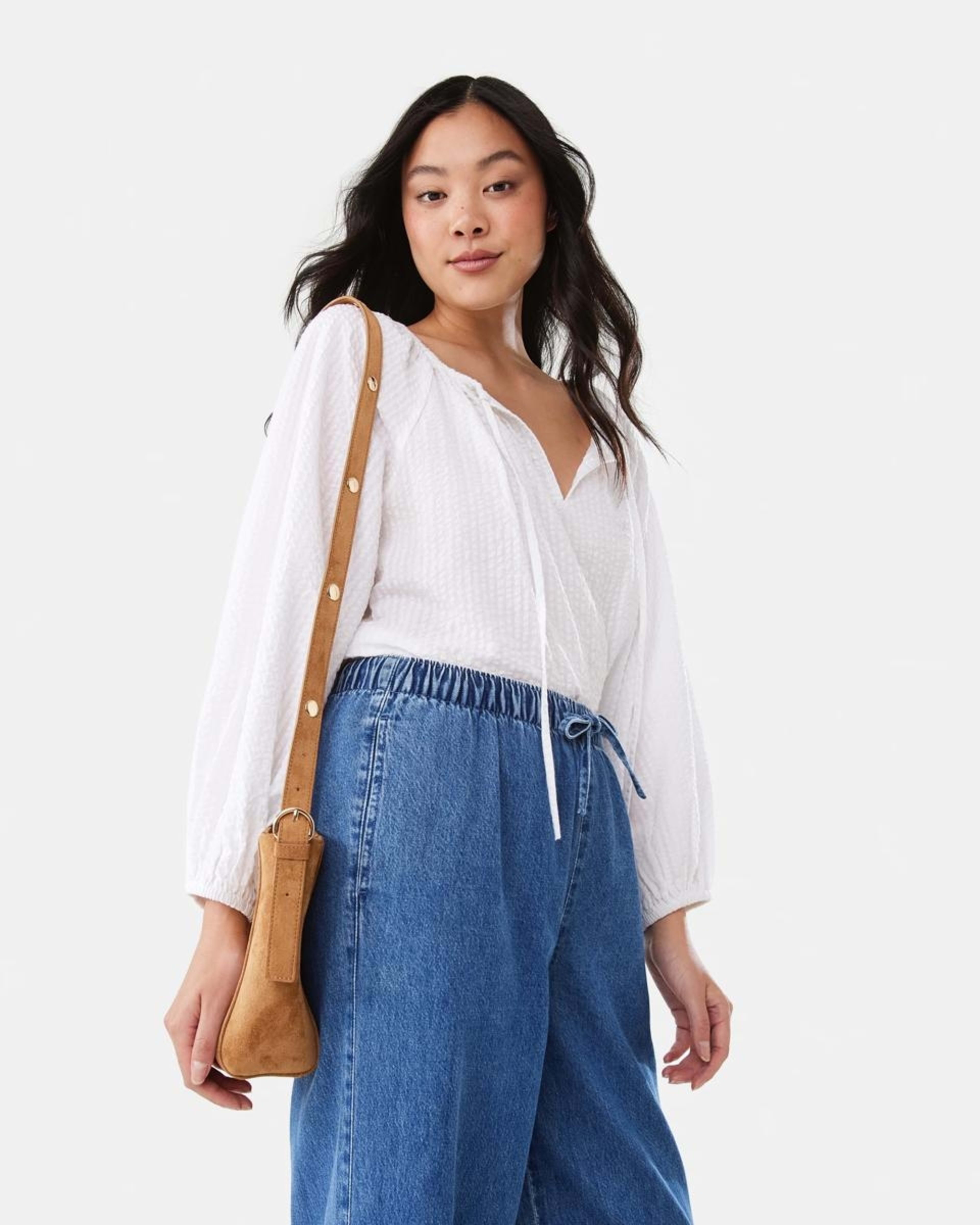 8 Comfort Wide Leg Jeans MID WASH, 8 of 9