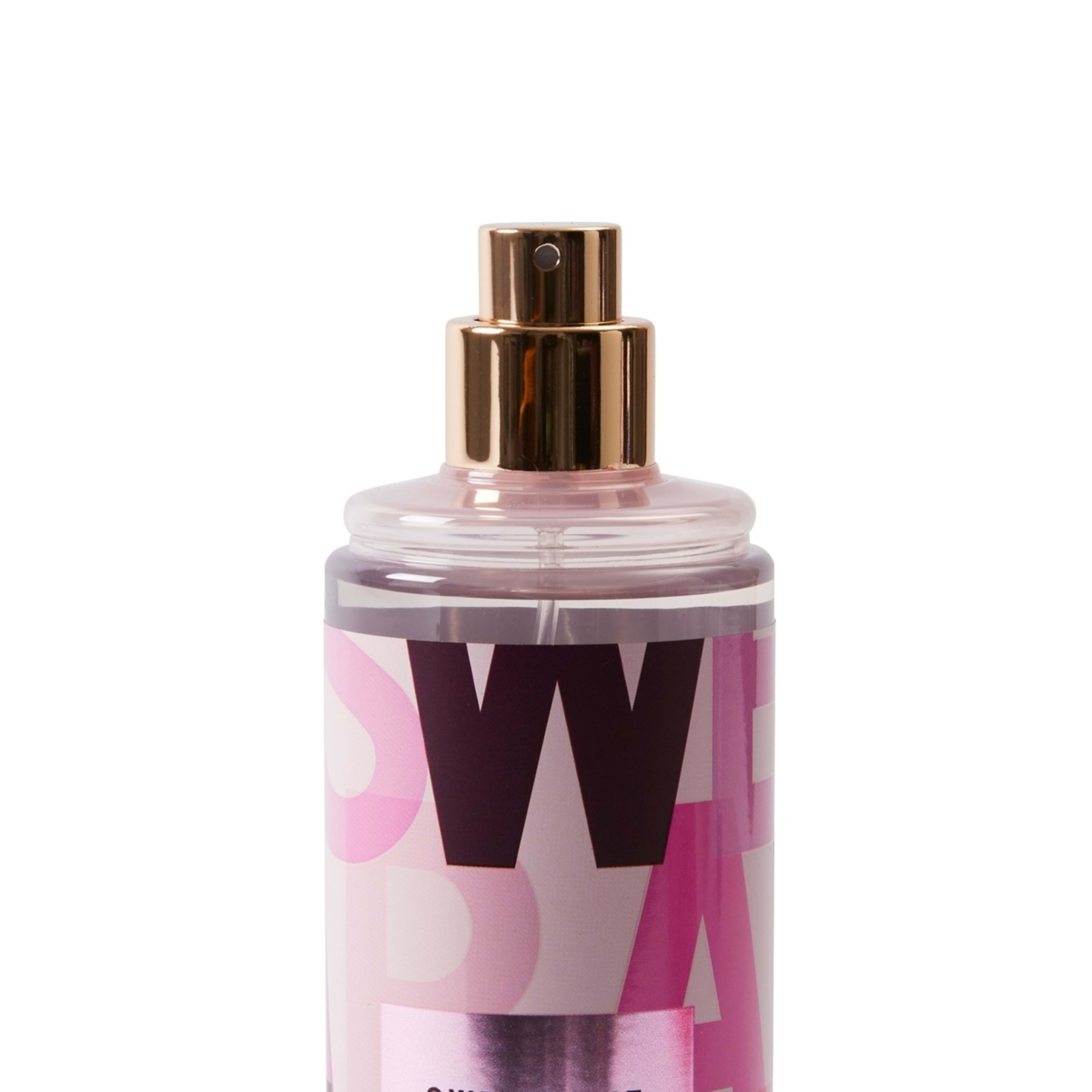 4 Ariana Grande Sweet Like Candy Body Mist 236ml, 4 of 4