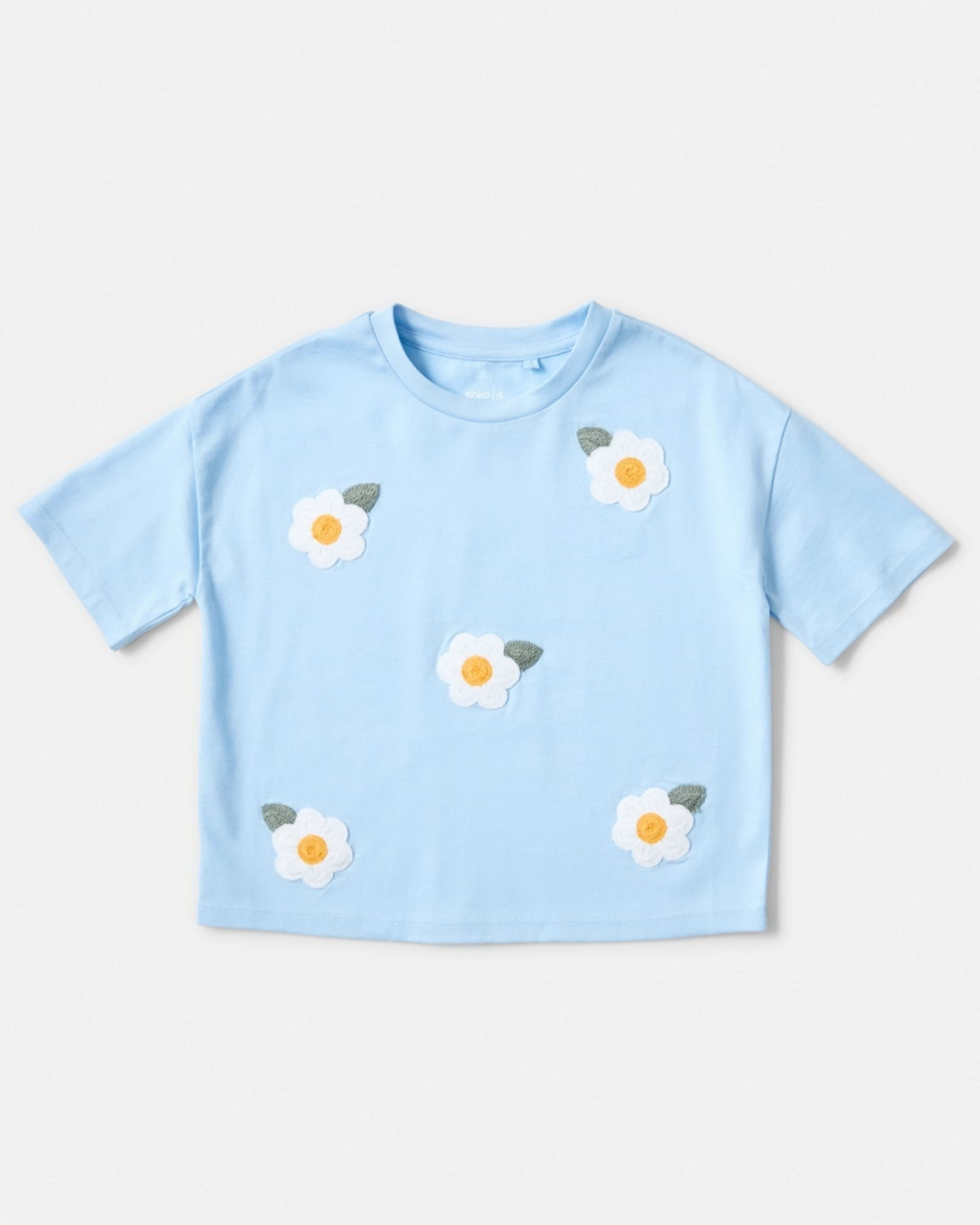7 Short Sleeve Oversized Applique T-shirt Florals, 7 of 8