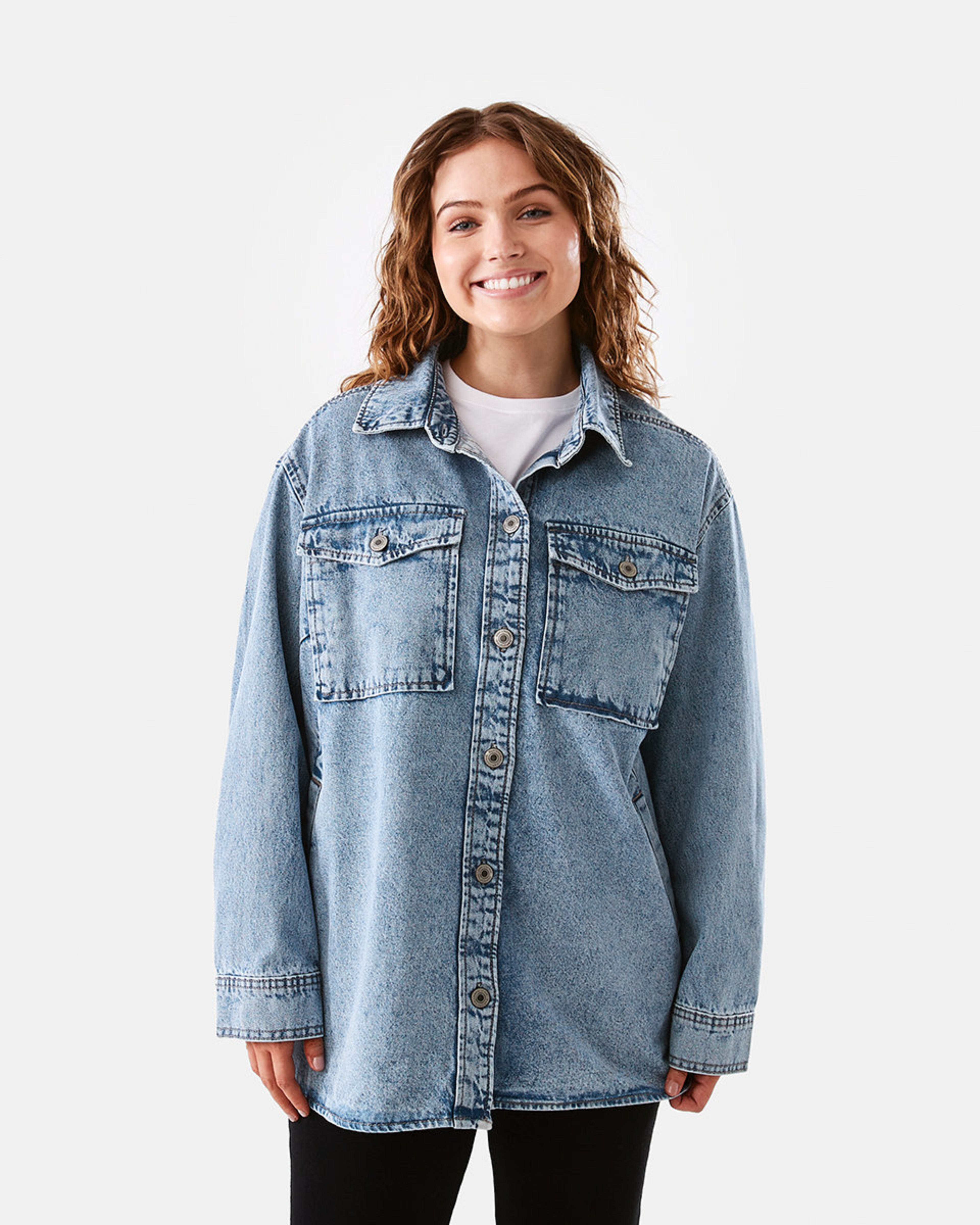 3 Denim Shacket Light Wash, 3 of 8