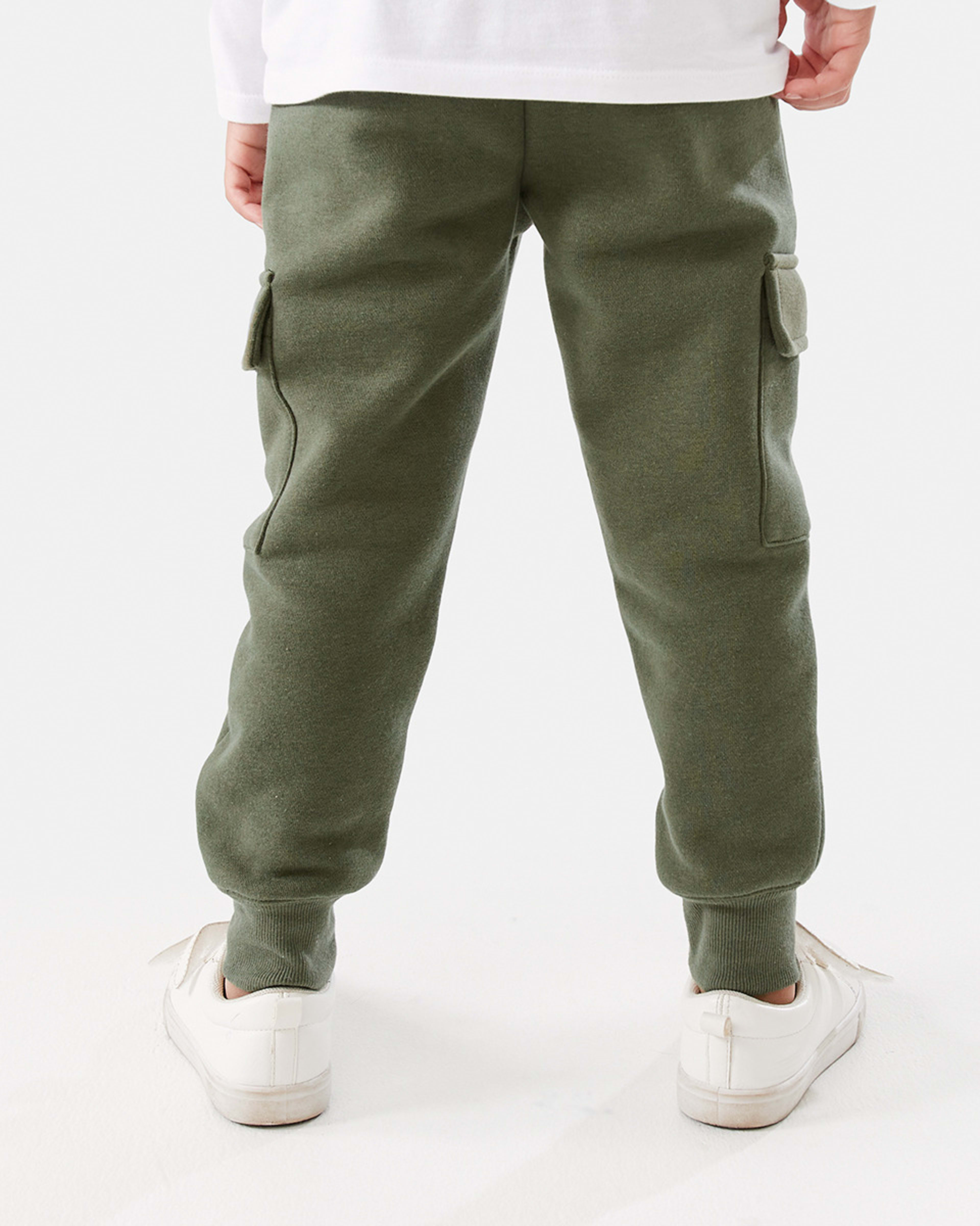 2 Cargo Trackpants Grn Beetle, 2 of 9