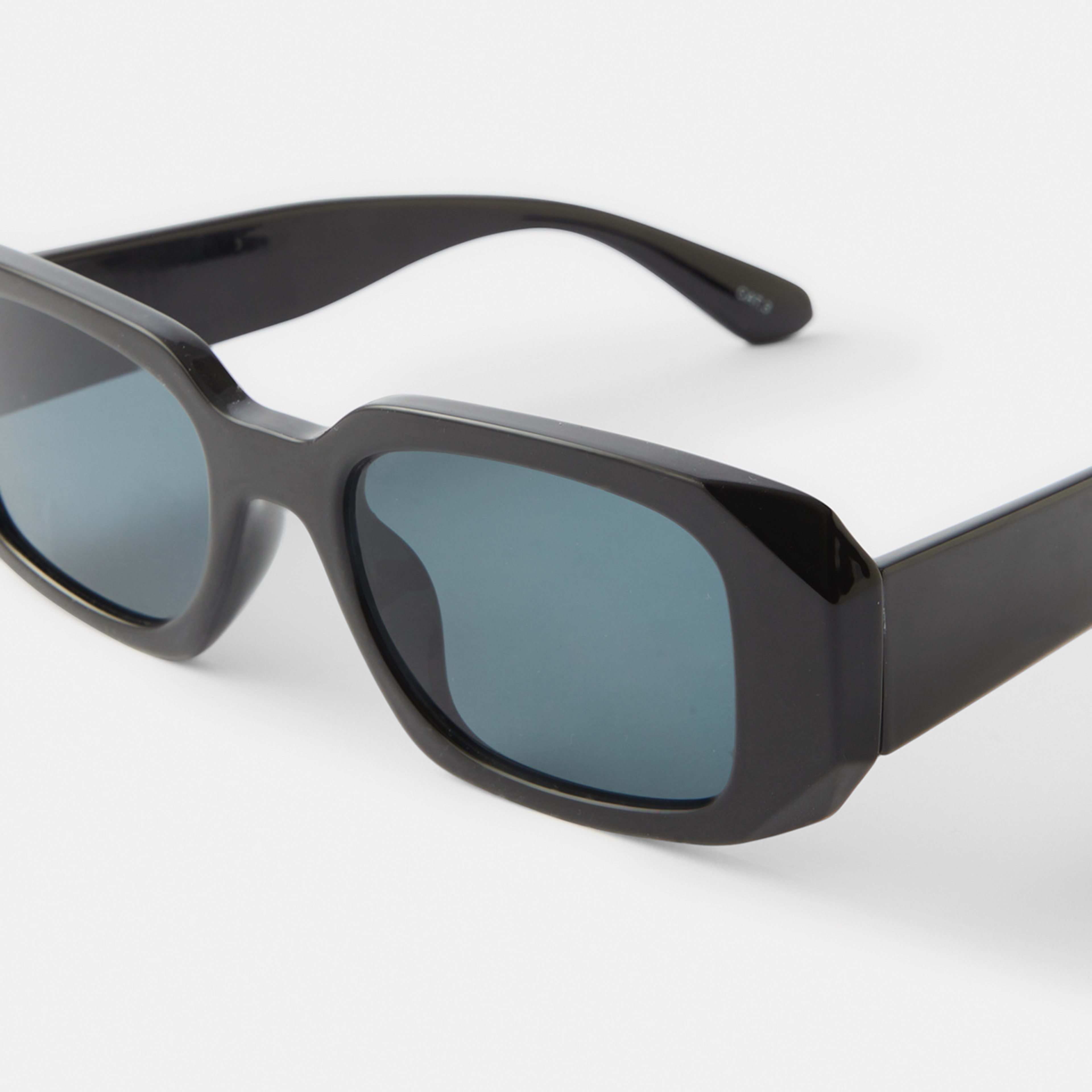 3 Geo Sunglasses Black, 3 of 6