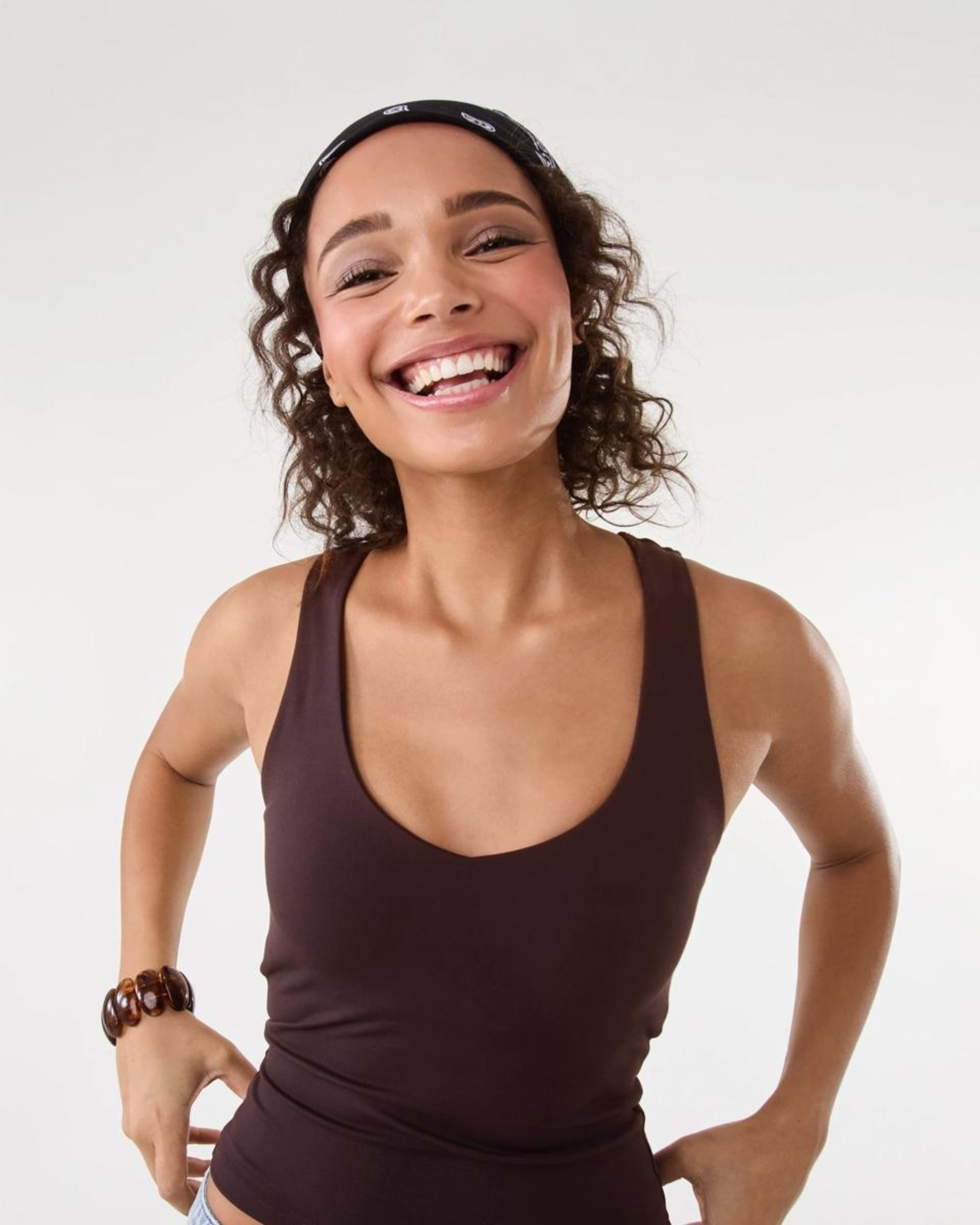 5 Contour V-Neck Shelf Tank Choc Plum, 5 of 7