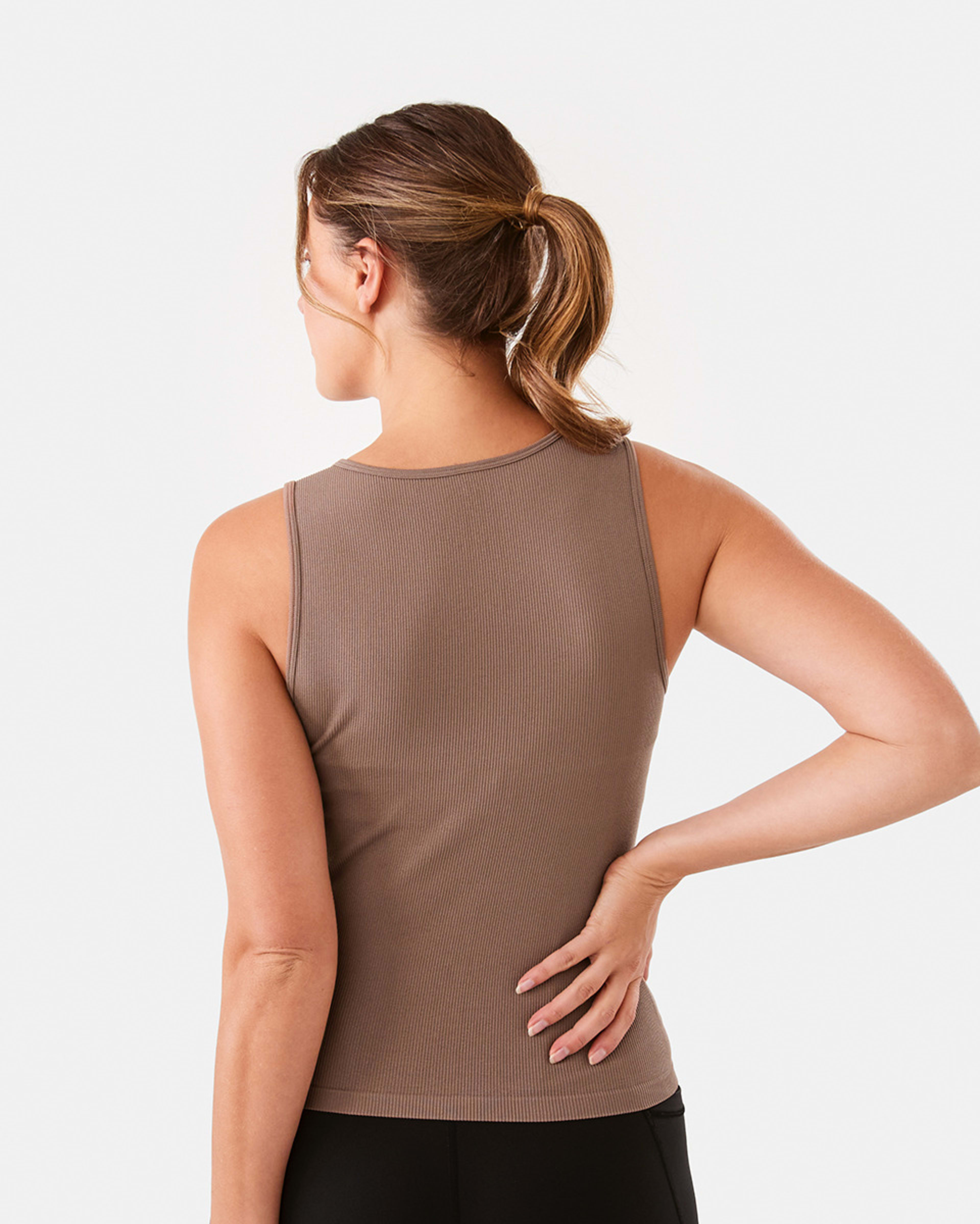 3 Active Womens Seamfree Scoop Tank Wd Taupe, 3 of 6