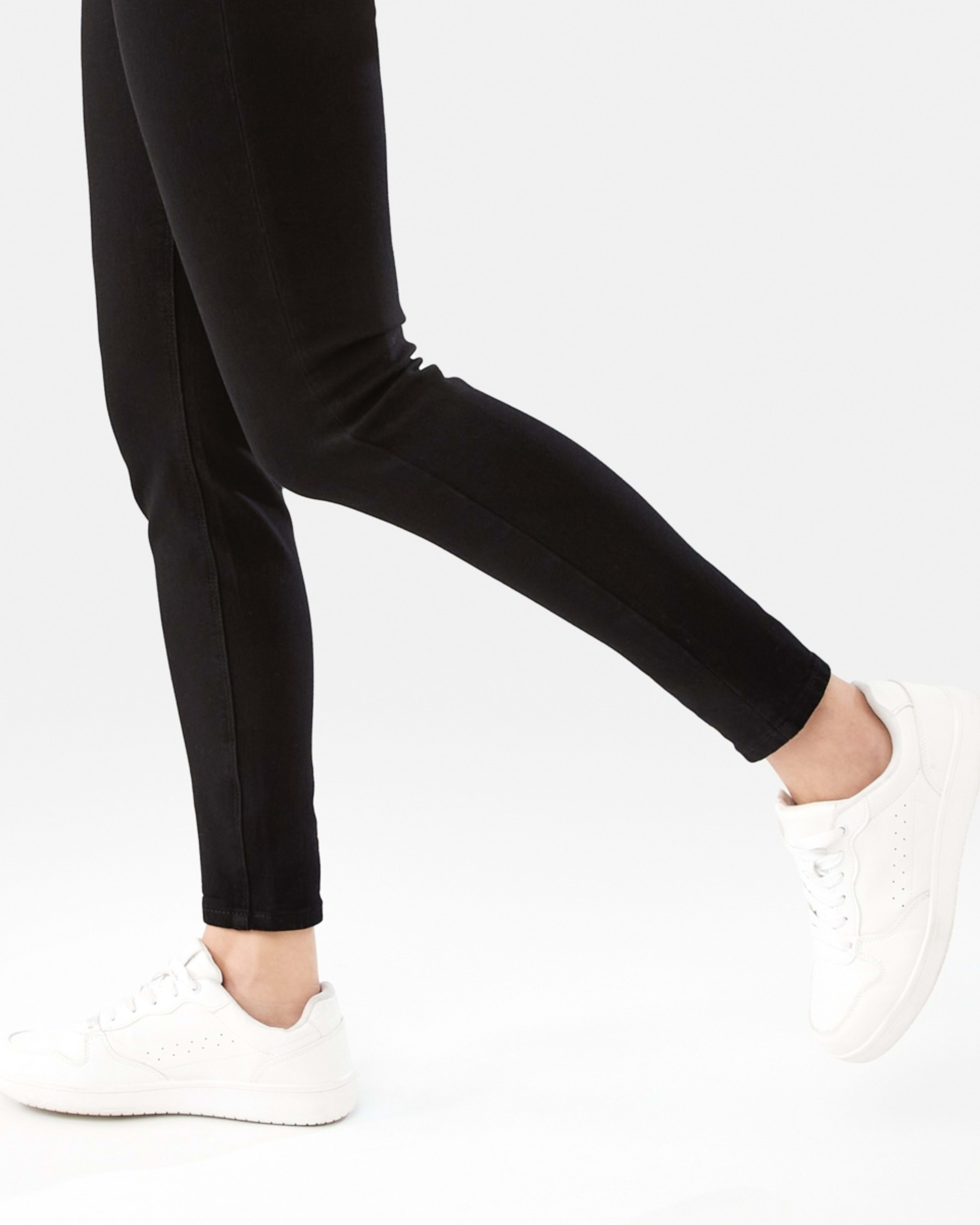 9 Shapewear Jeans BLACK WASH, 9 of 9