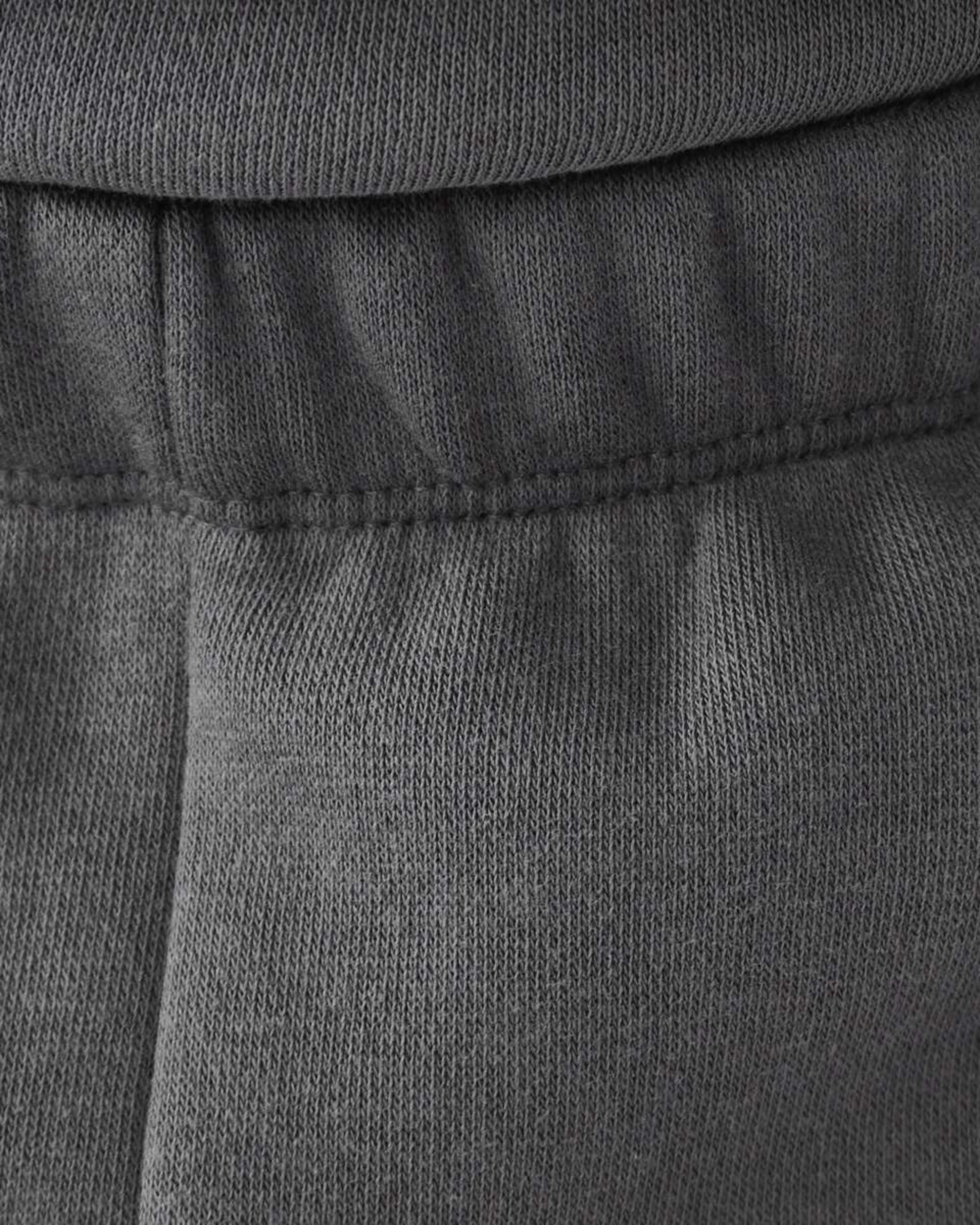 3 Basic Trackpants Magnet, 3 of 7