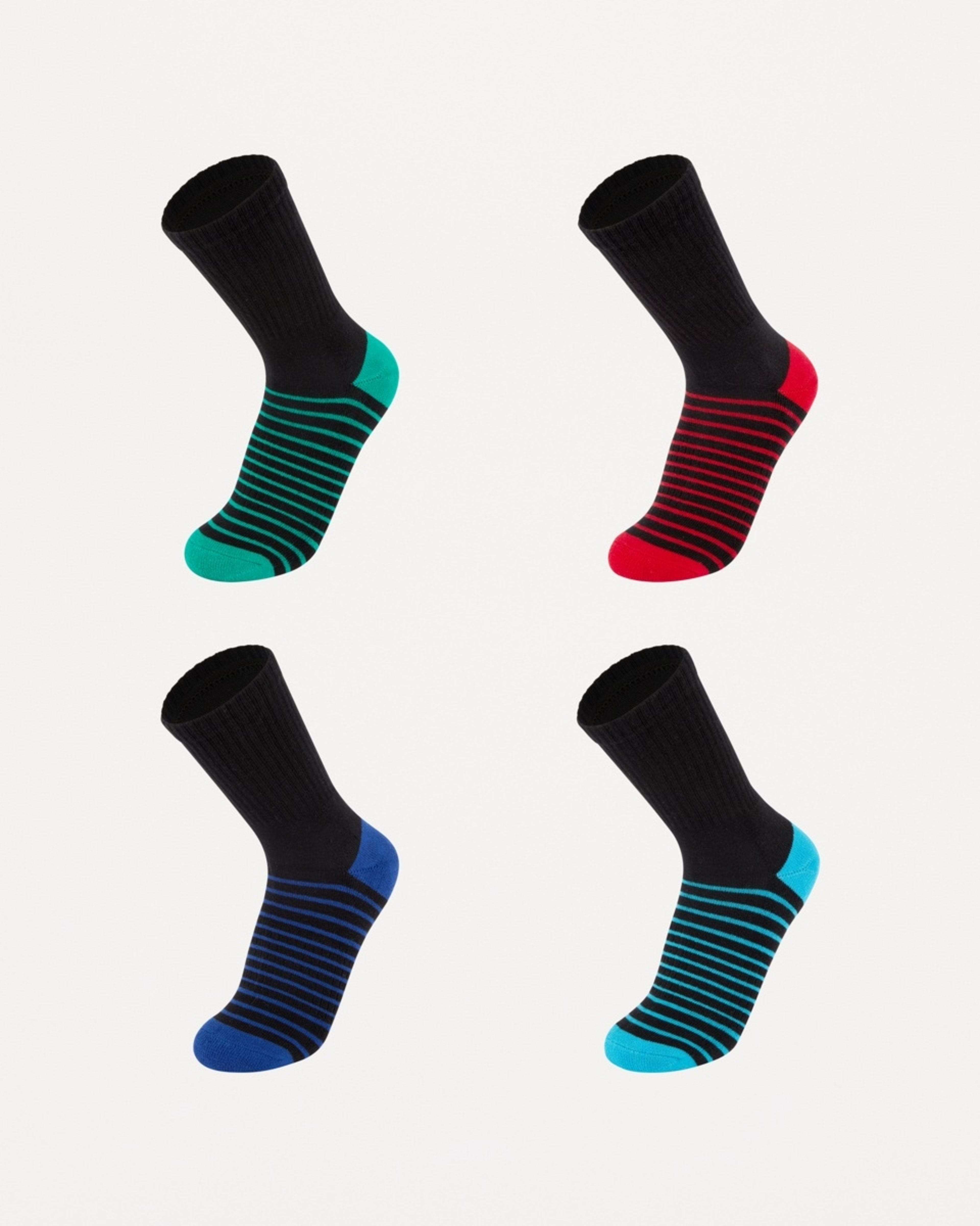 1 4 Pack Active Kids Stretchy Sports Crew Socks BLACK STRIPE