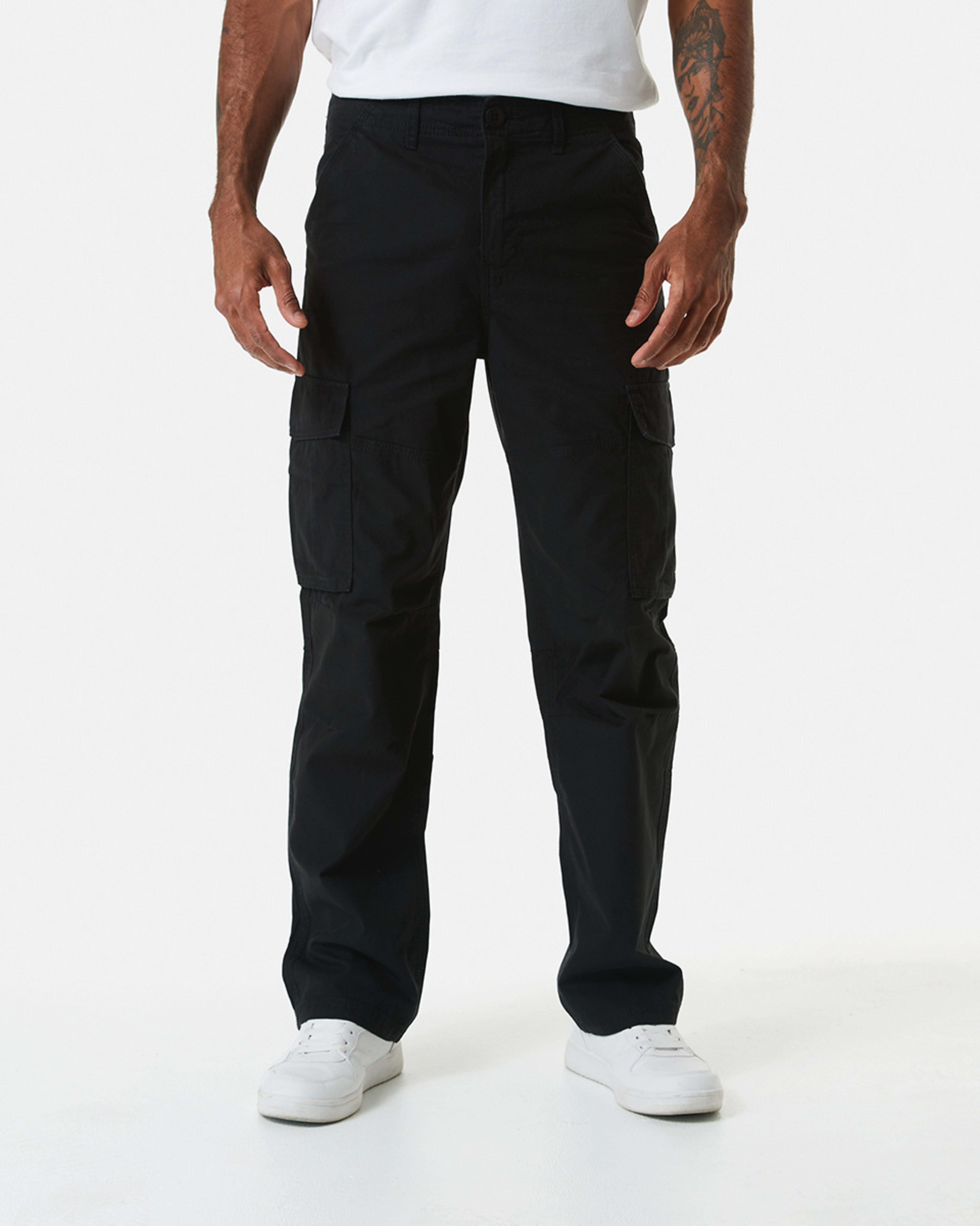 1 Regular Cargo Pants Black