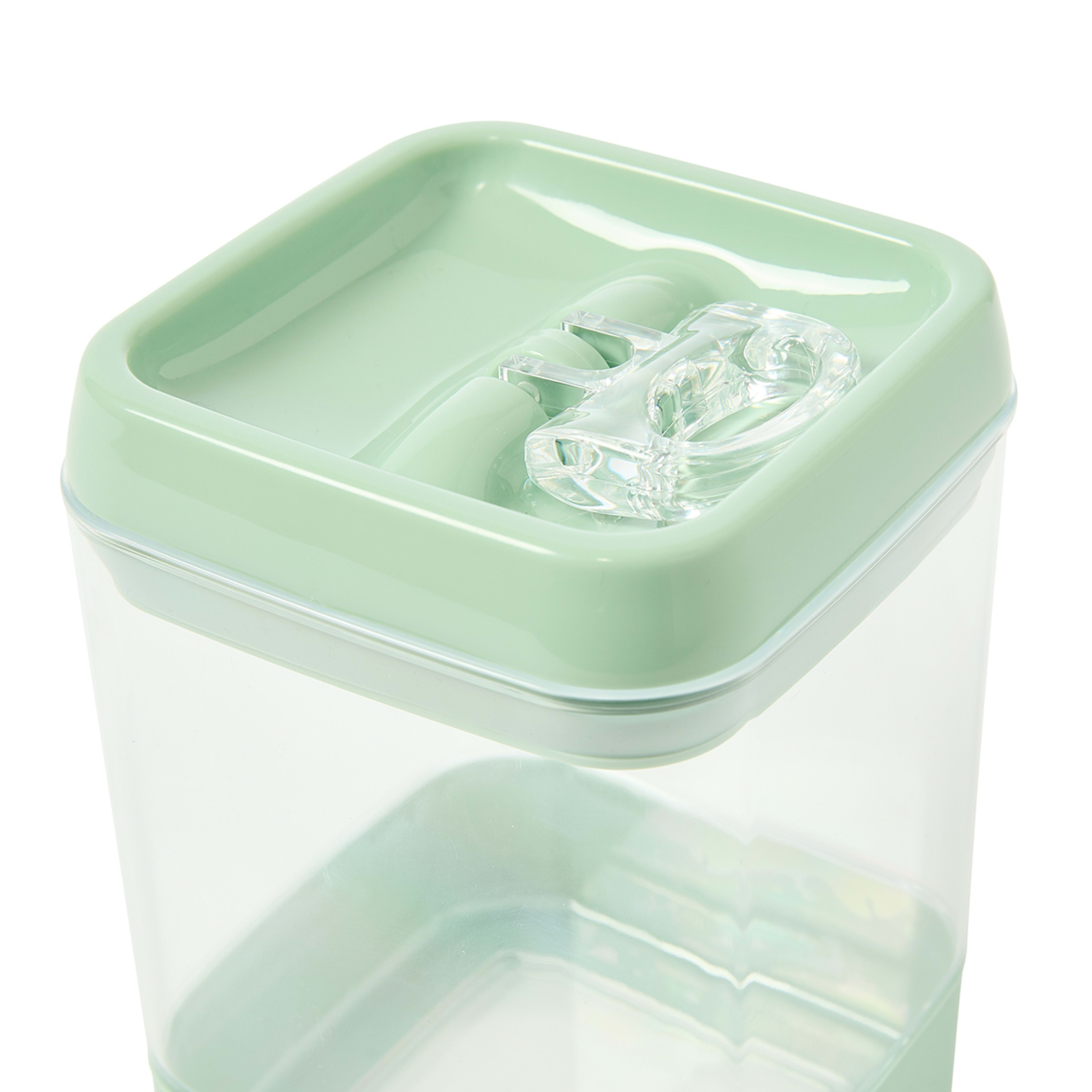 6 1.7L Flip Lock Container with Silicone Base, 6 of 7