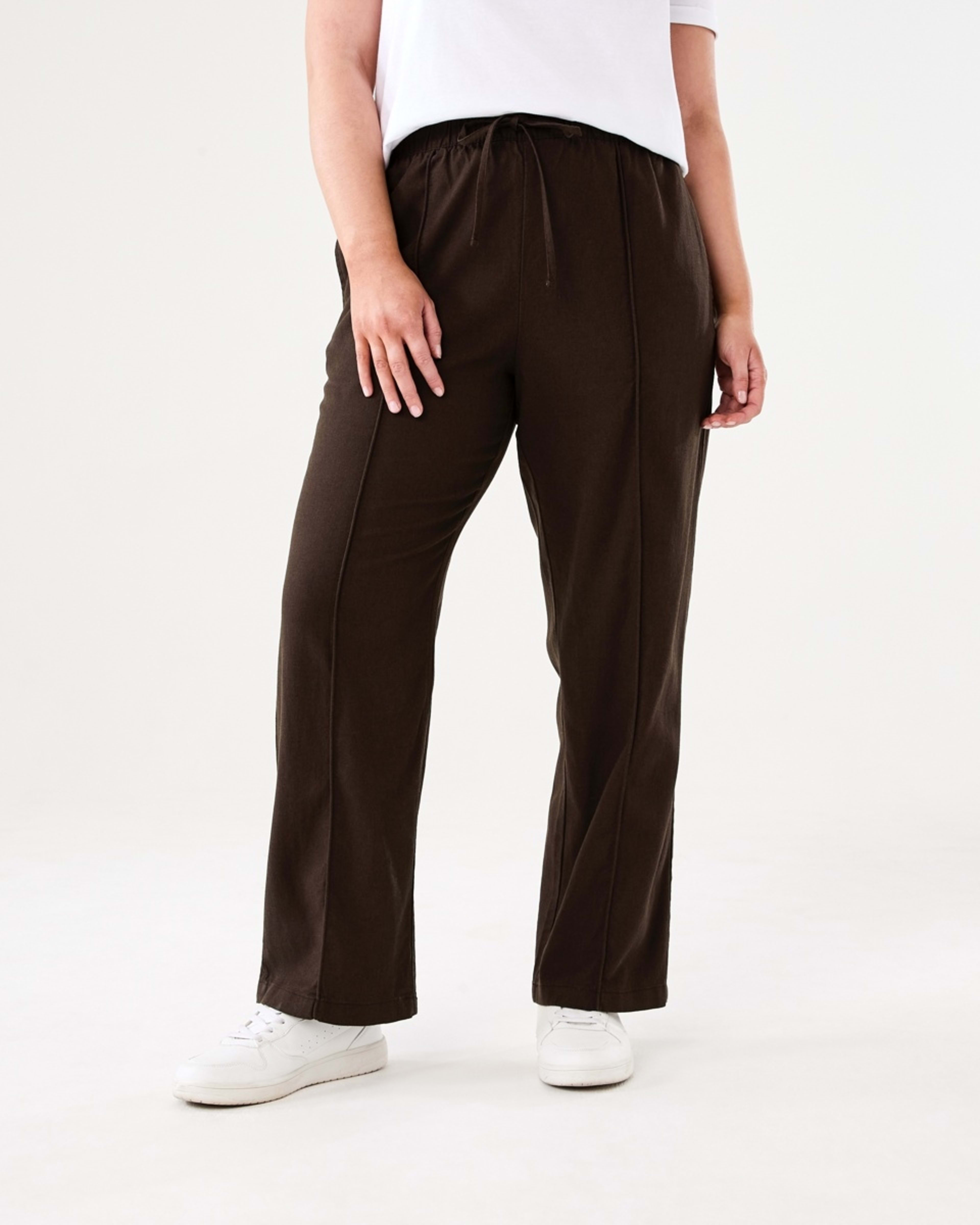 1 Textured Seam Front Pants MELTED CHOCOLATE