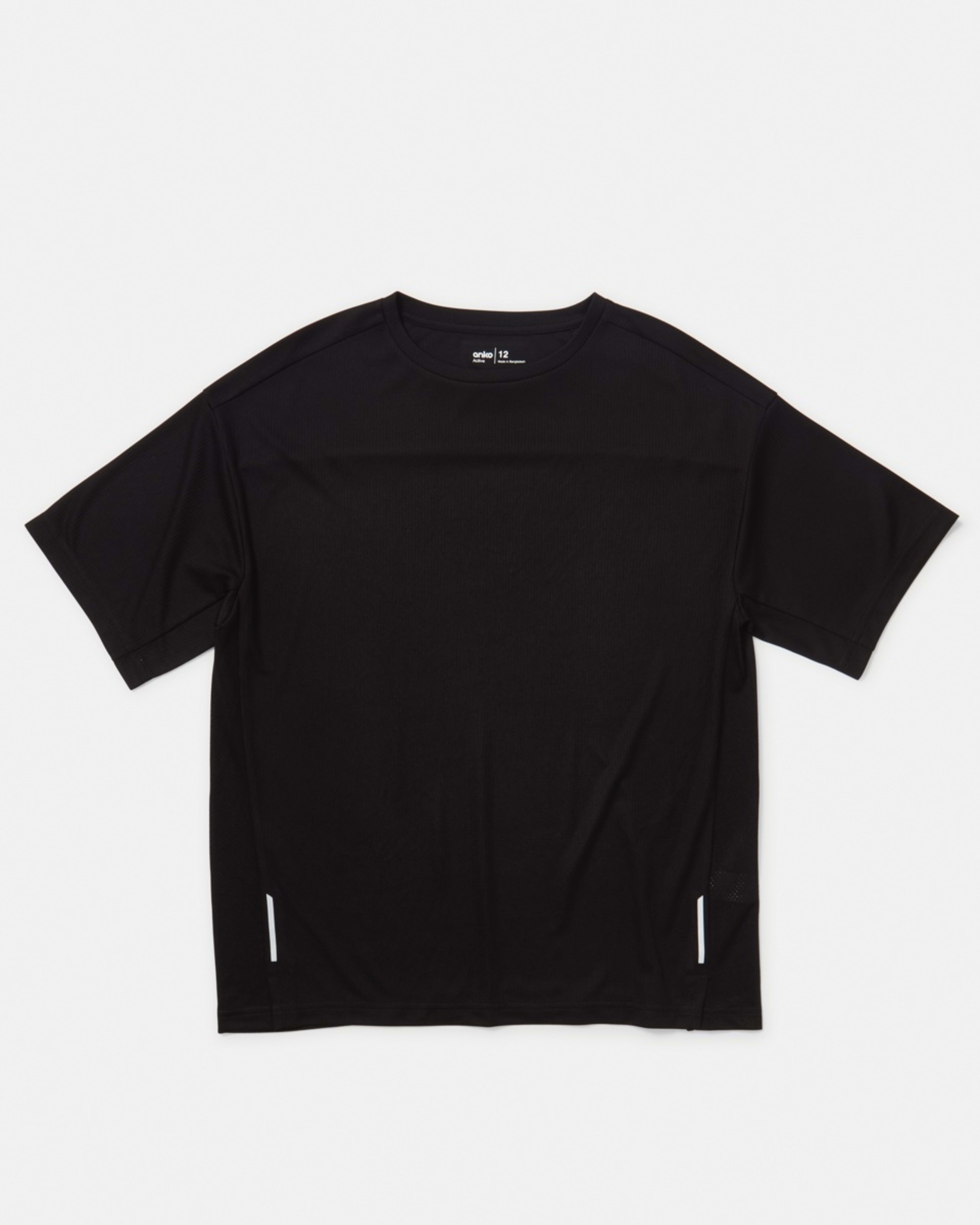 8 Active Kids Performance T-shirt Black, 8 of 9