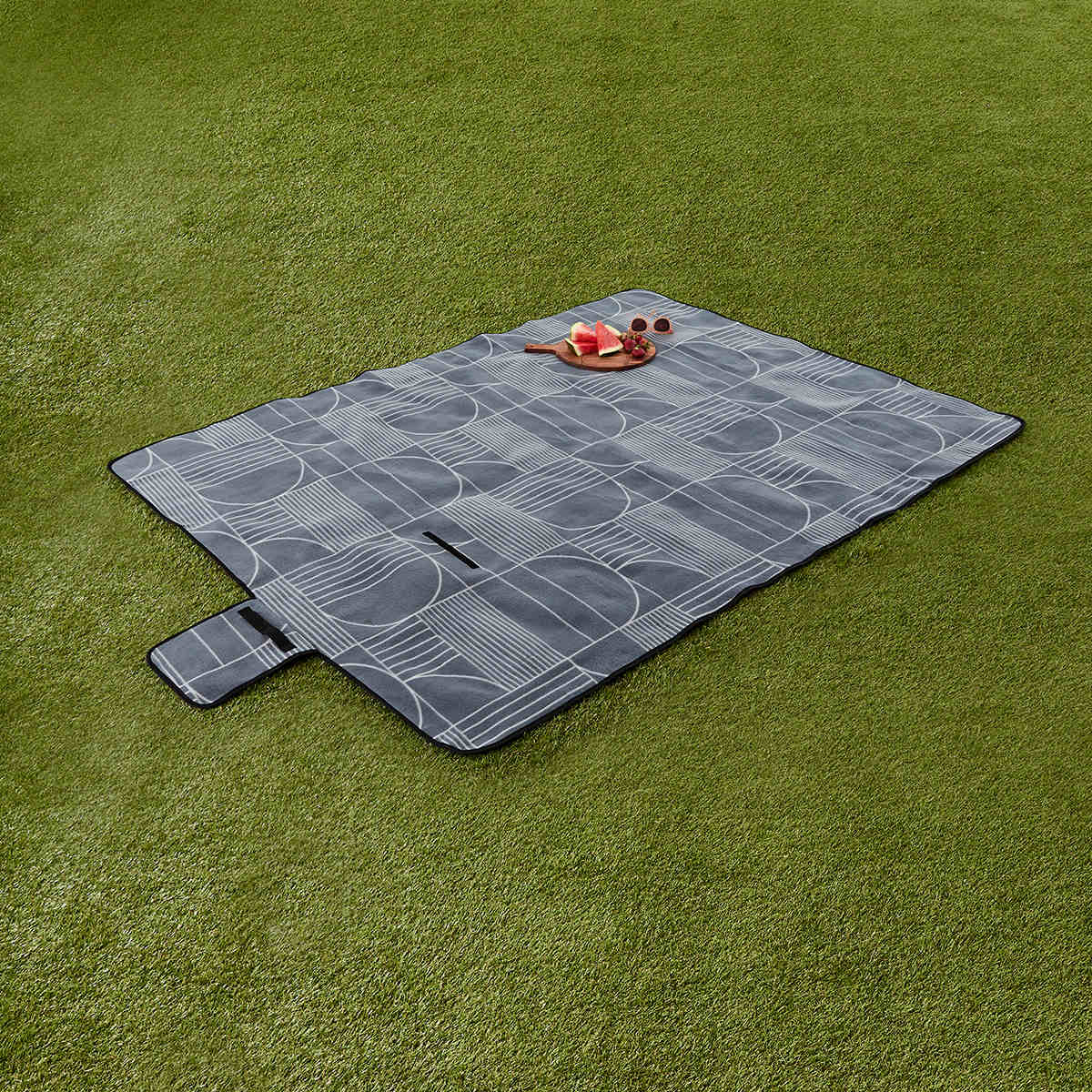 Waterproof picnic blanket kmart sale