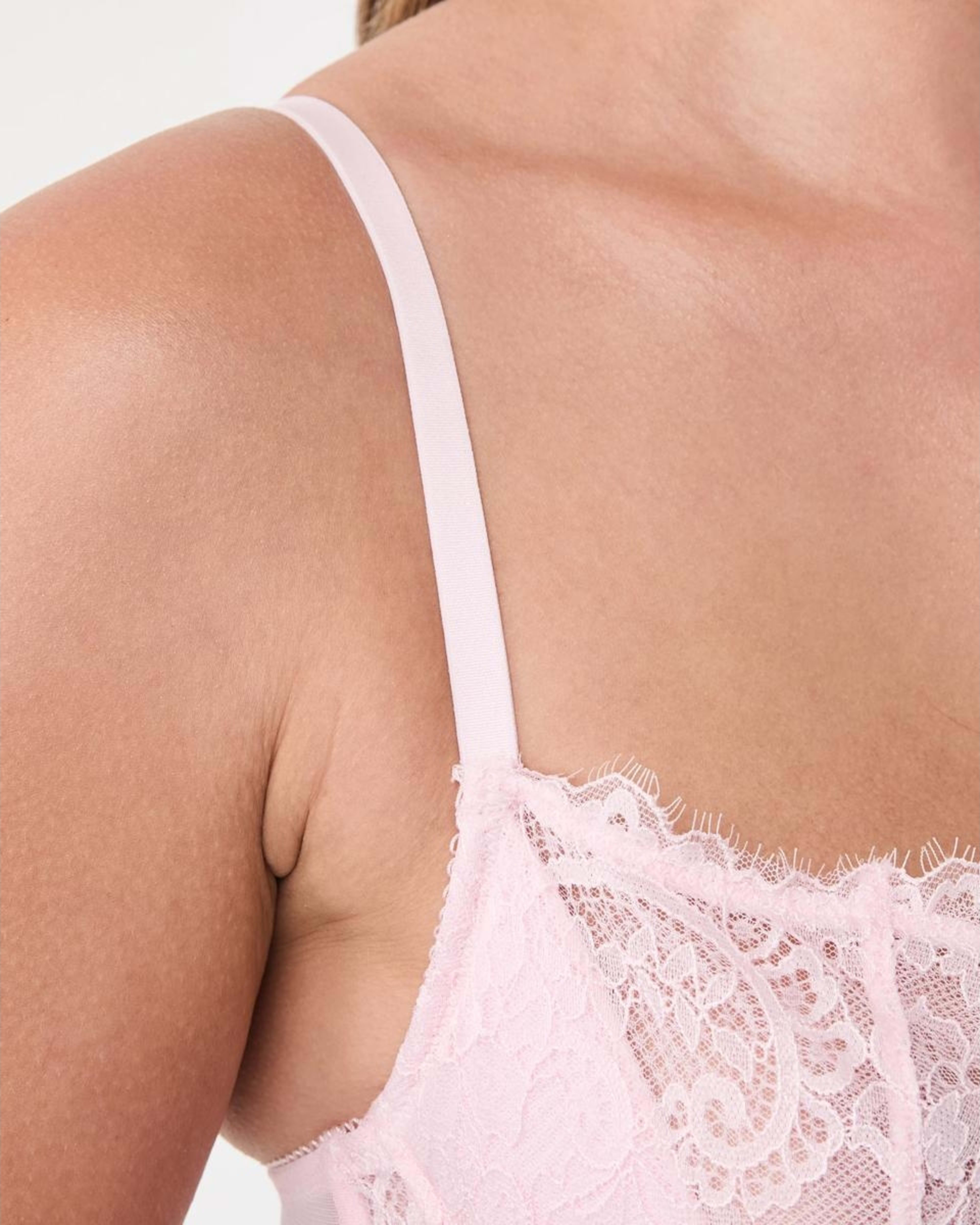 4 Co-ordinated Eyelash Lace Half Soft Cup Bra Bllet Pink, 4 of 7