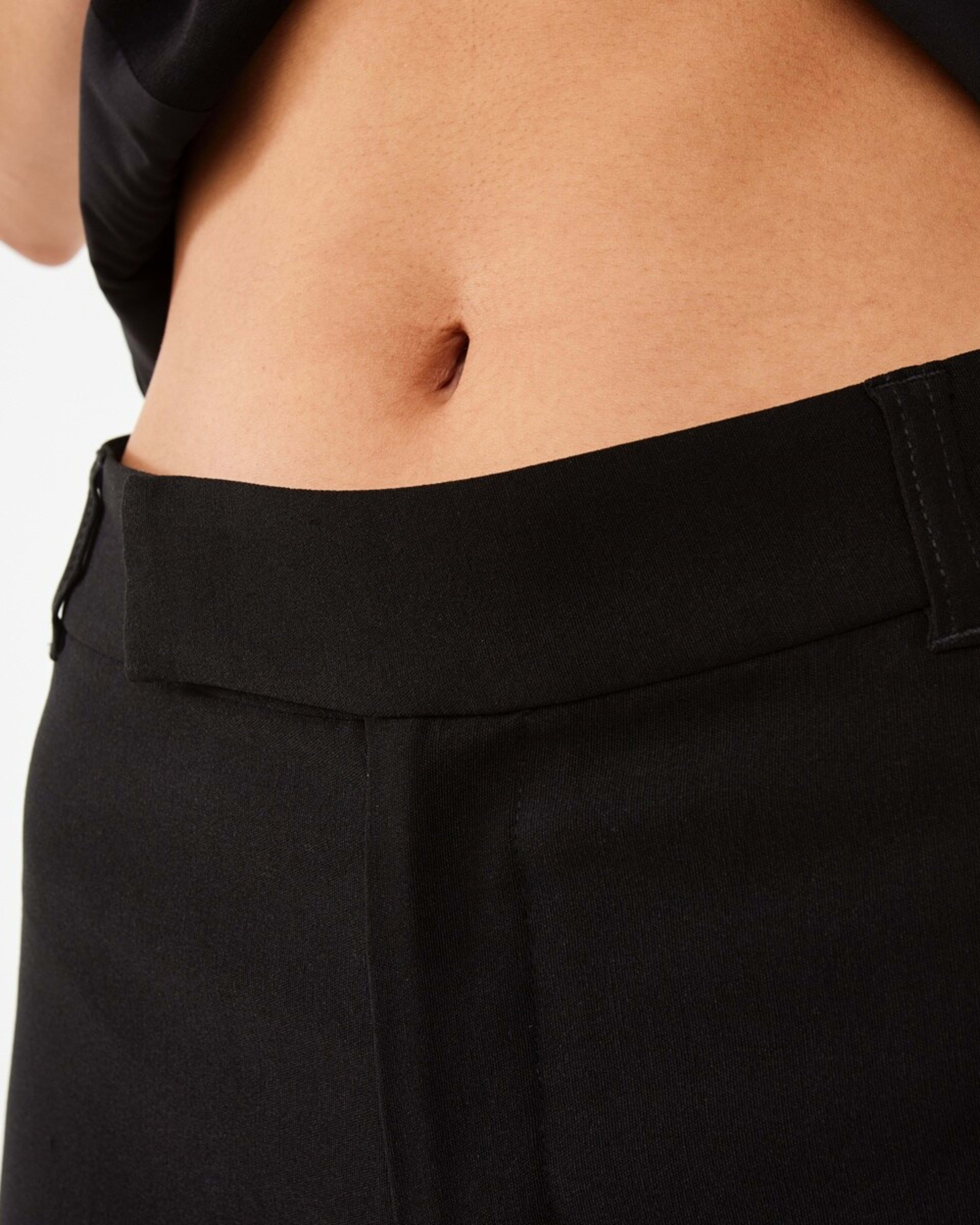 7 Micro Bengaline Shorts Black, 7 of 8