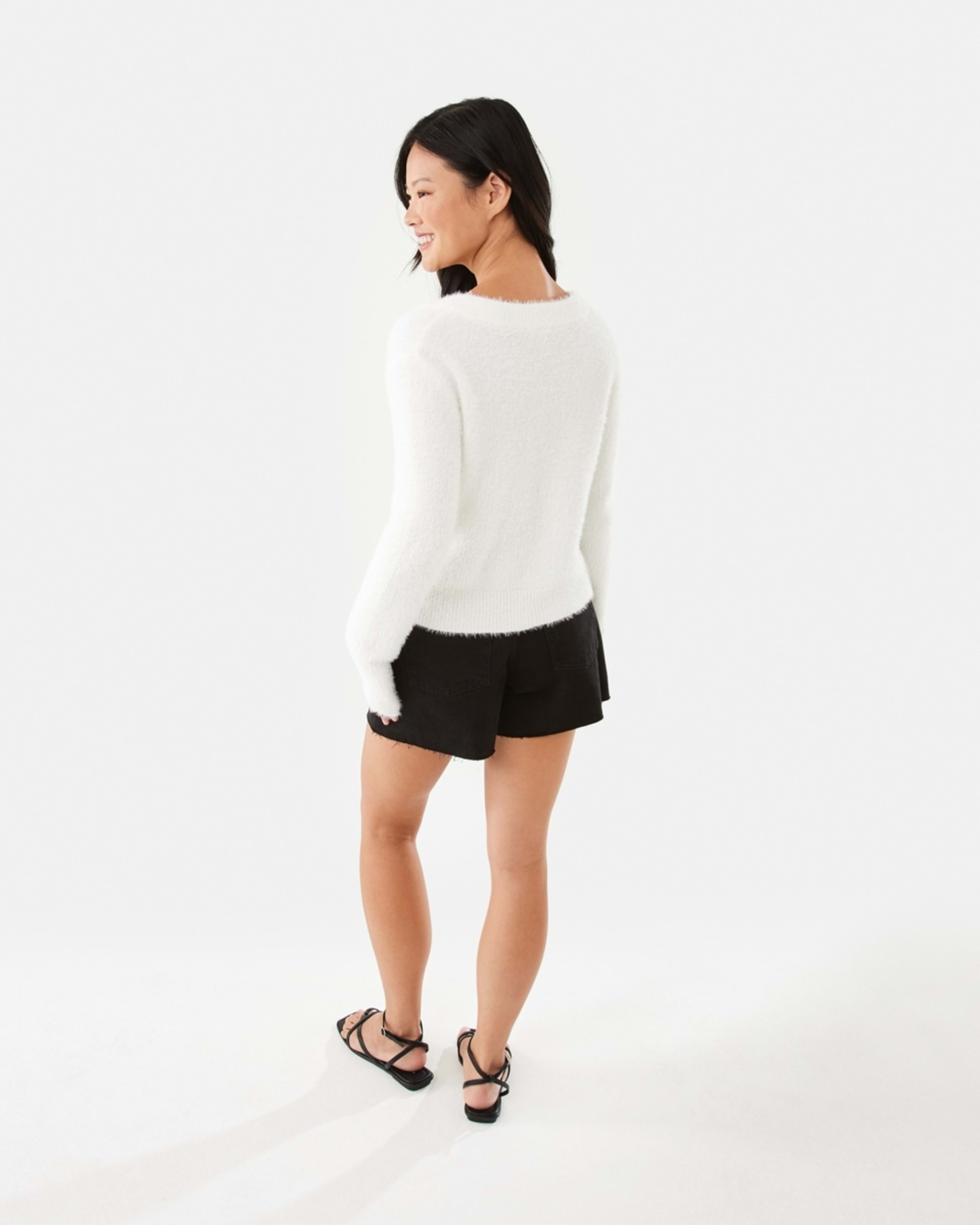 6 Eyelash V-Neck Jumper Snw White, 6 of 9