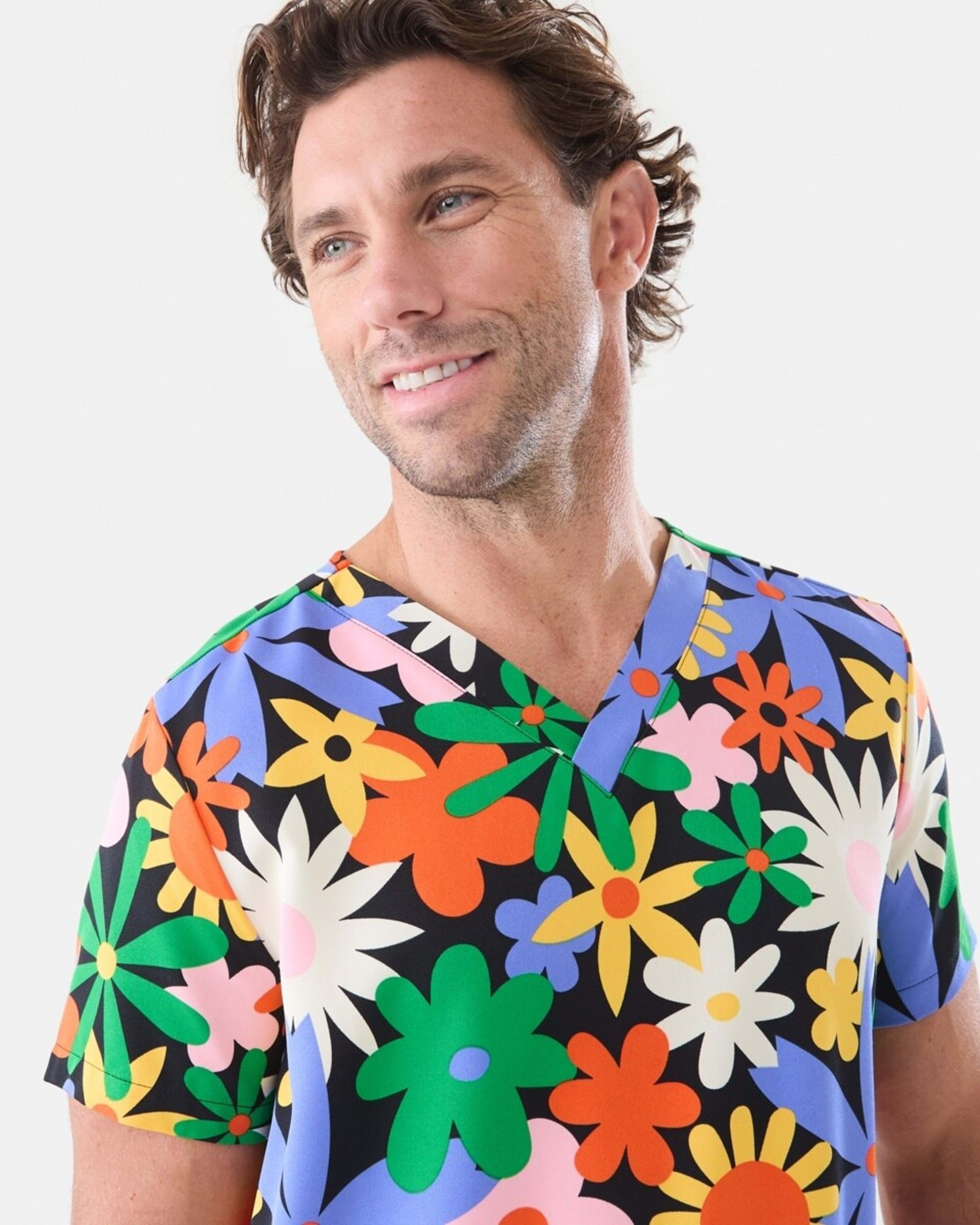4 Work Short Sleeve Print Scrub Top Ovsz Flora, 4 of 6