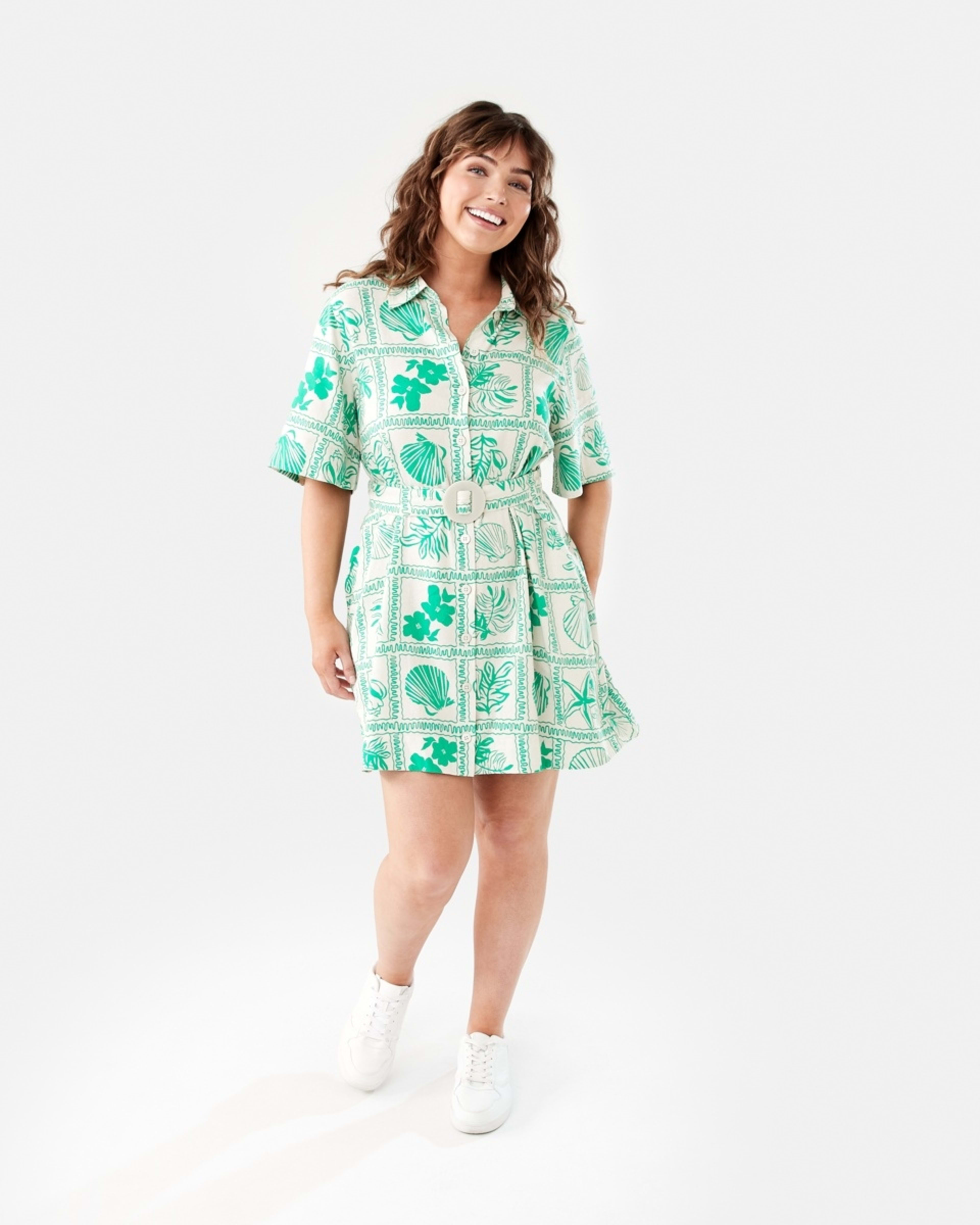 8 Short Sleeve Belted Mini Shirt Dress SHELL GEO SIMPLY GREEN, 8 of 11