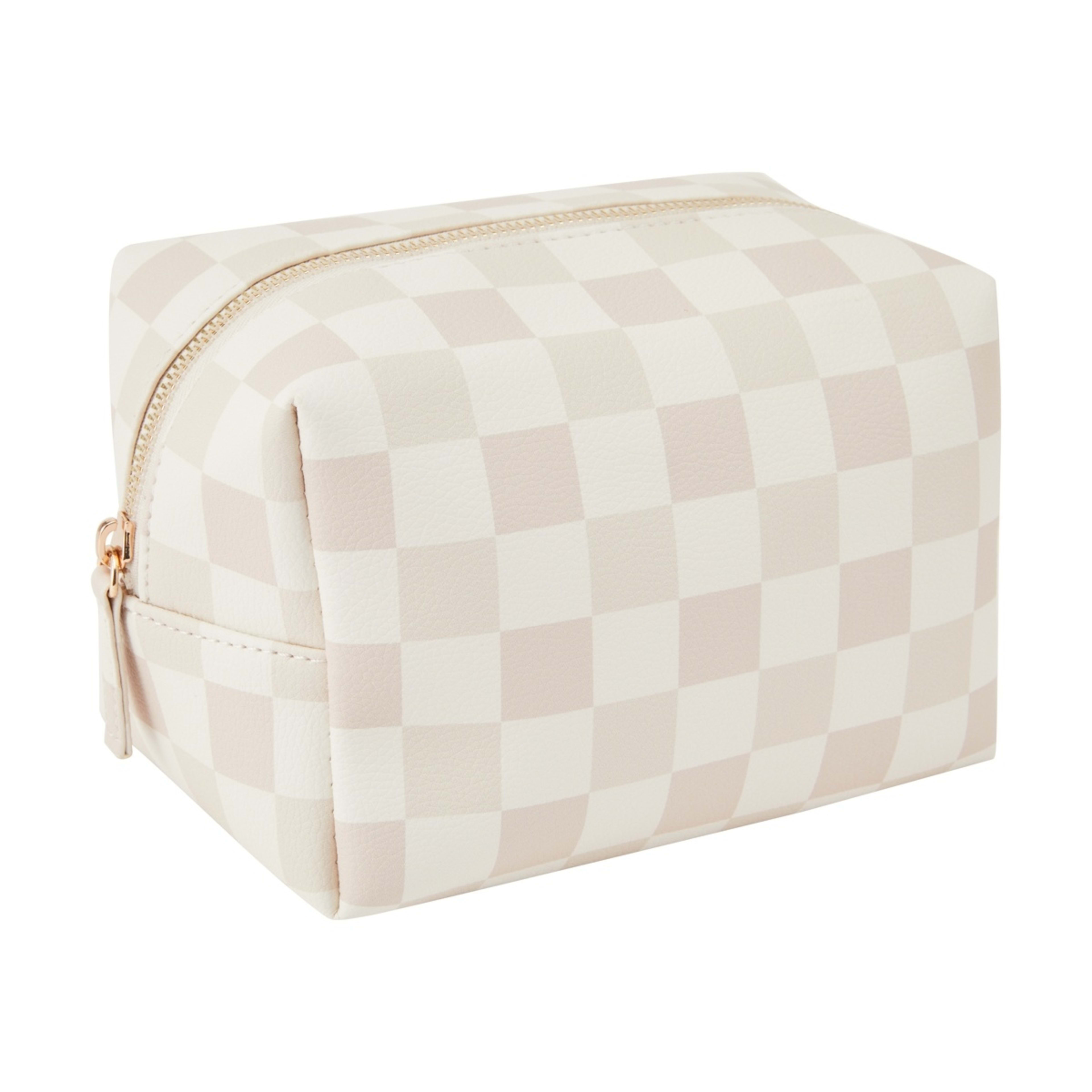 1 OXX Cosmetics Makeup Bag - Nude