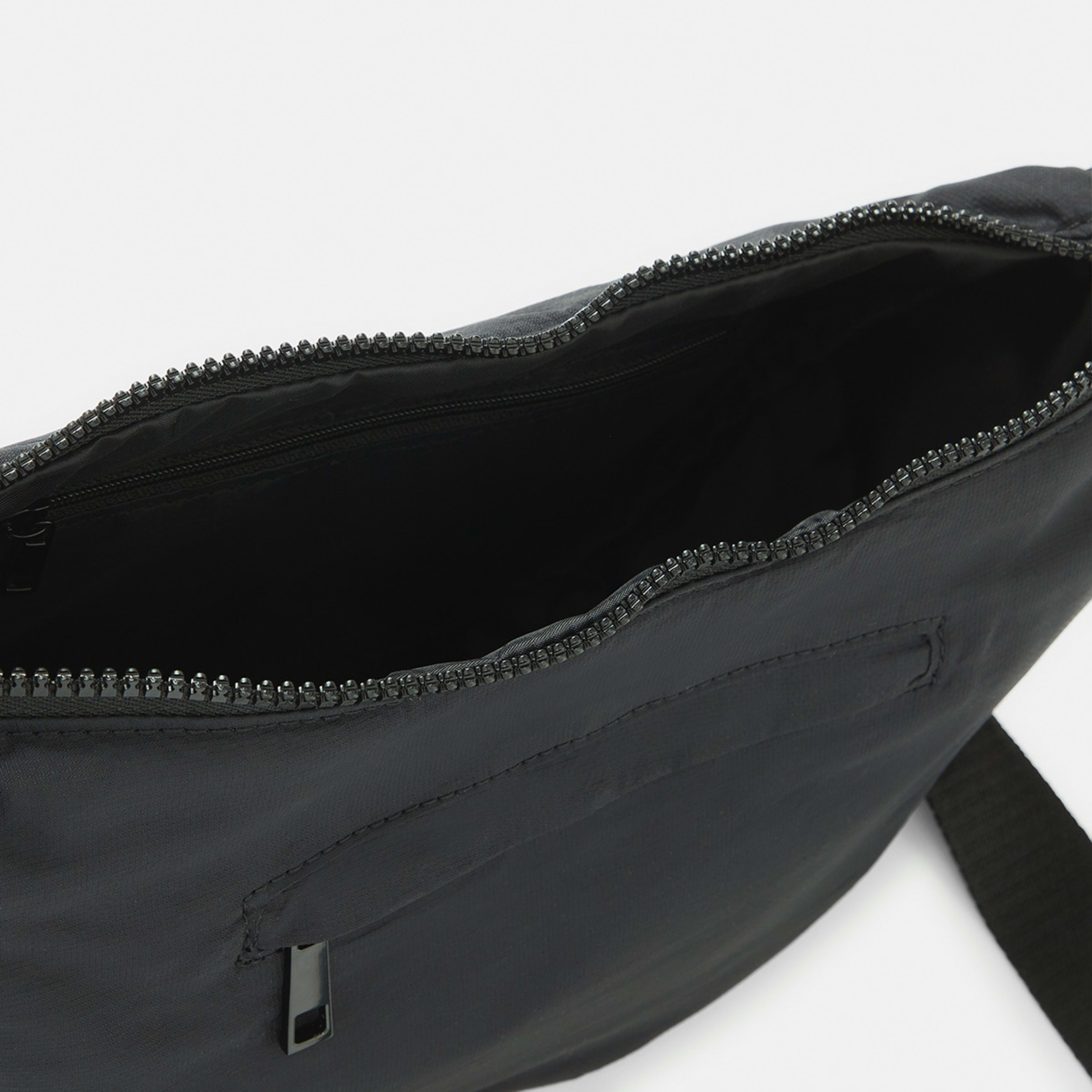 4 Urban Crescent Sling Bag Black, 4 of 6