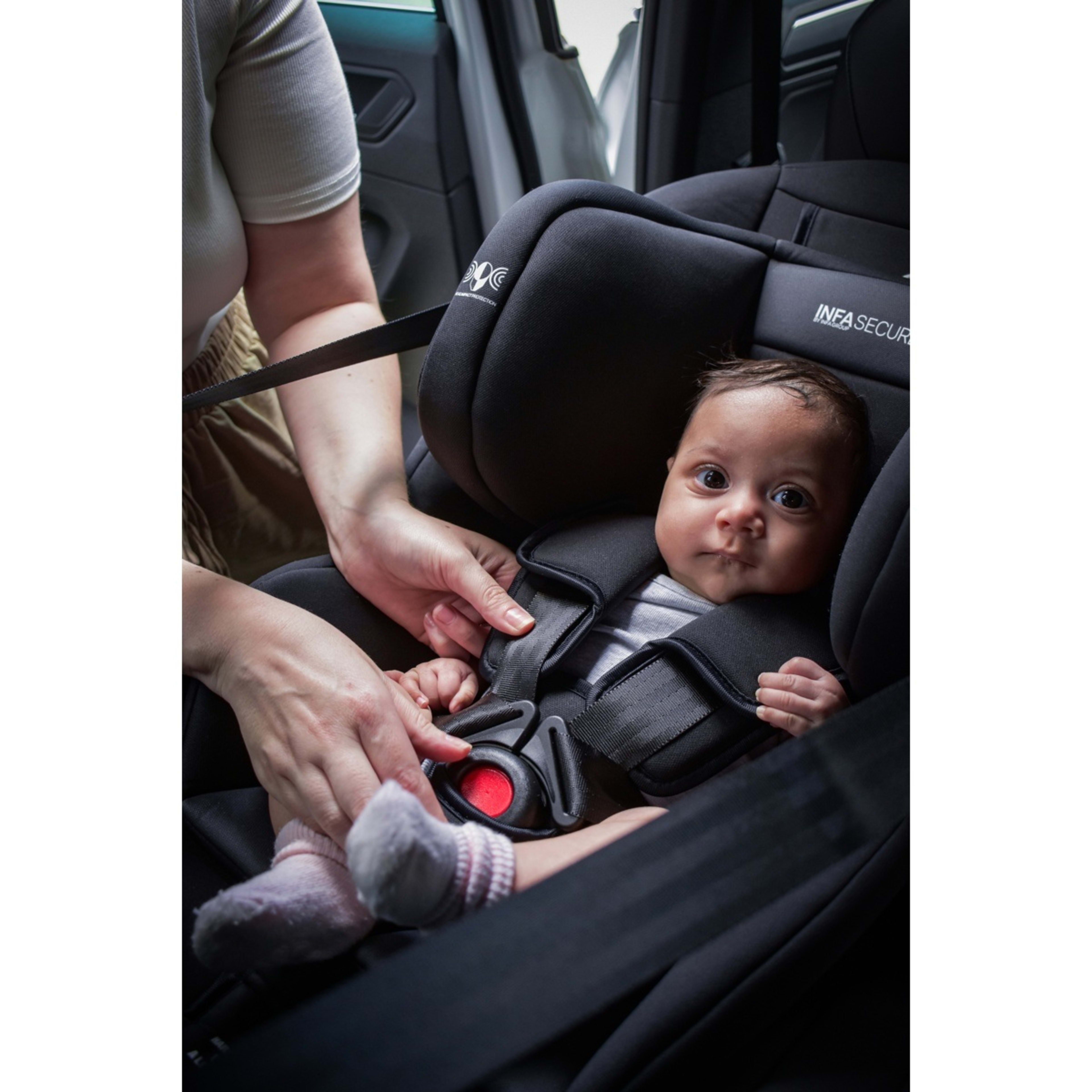 8 InfaSecure Rapid Child Car Seat, 8 of 10